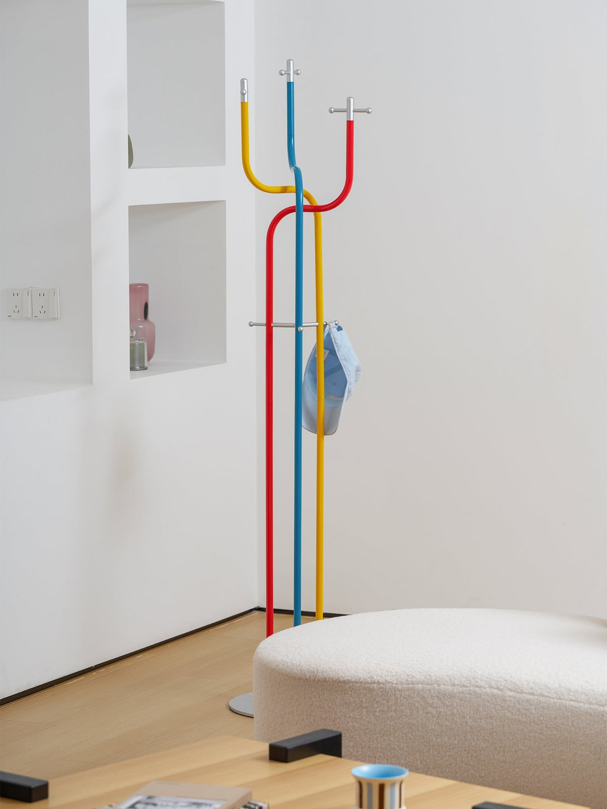 Albion Floor Coat Rack – detail 20