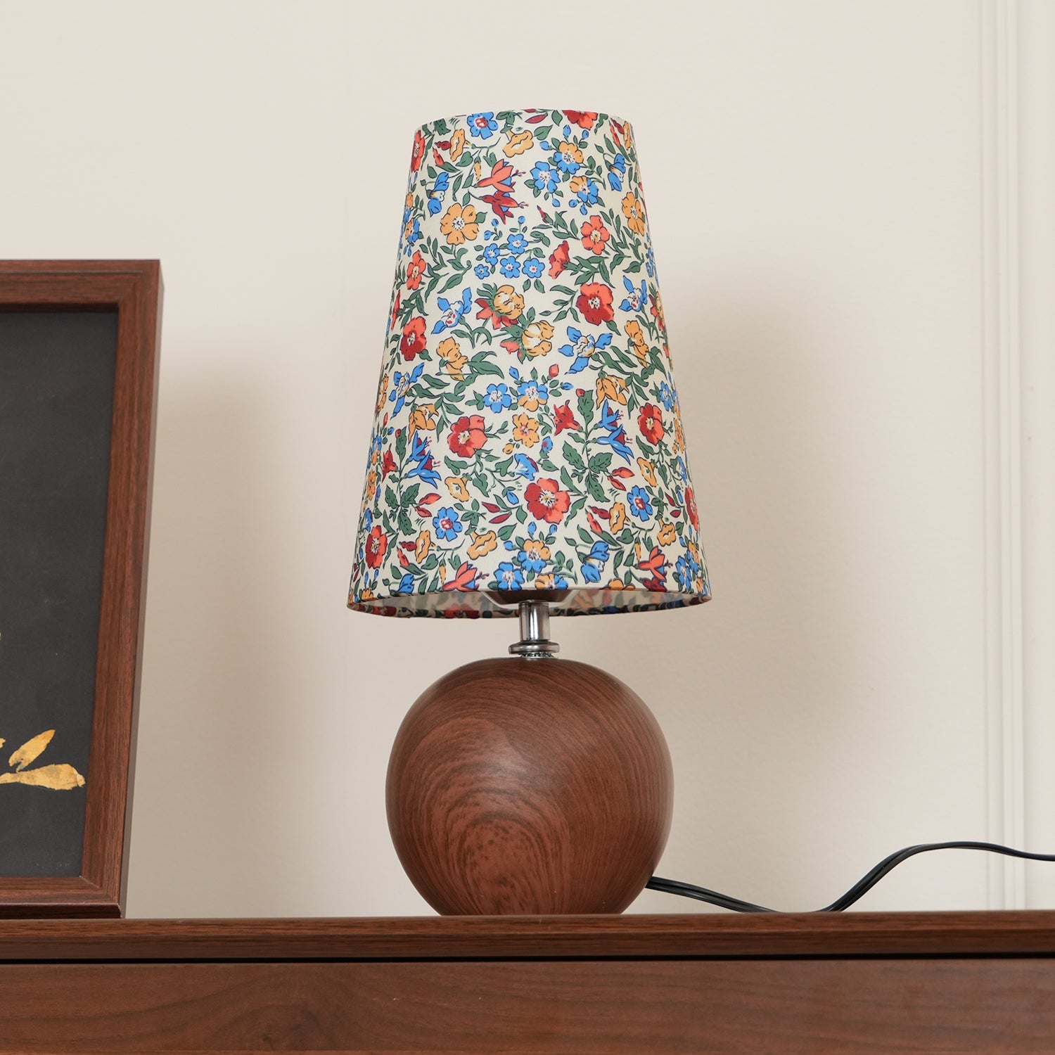 Lampada da tavolo floreale Ralinena