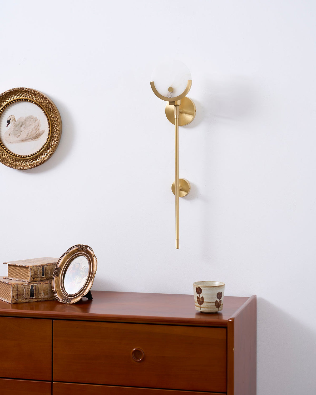 Ava Alabaster Brass Wall Lamp – detail 10