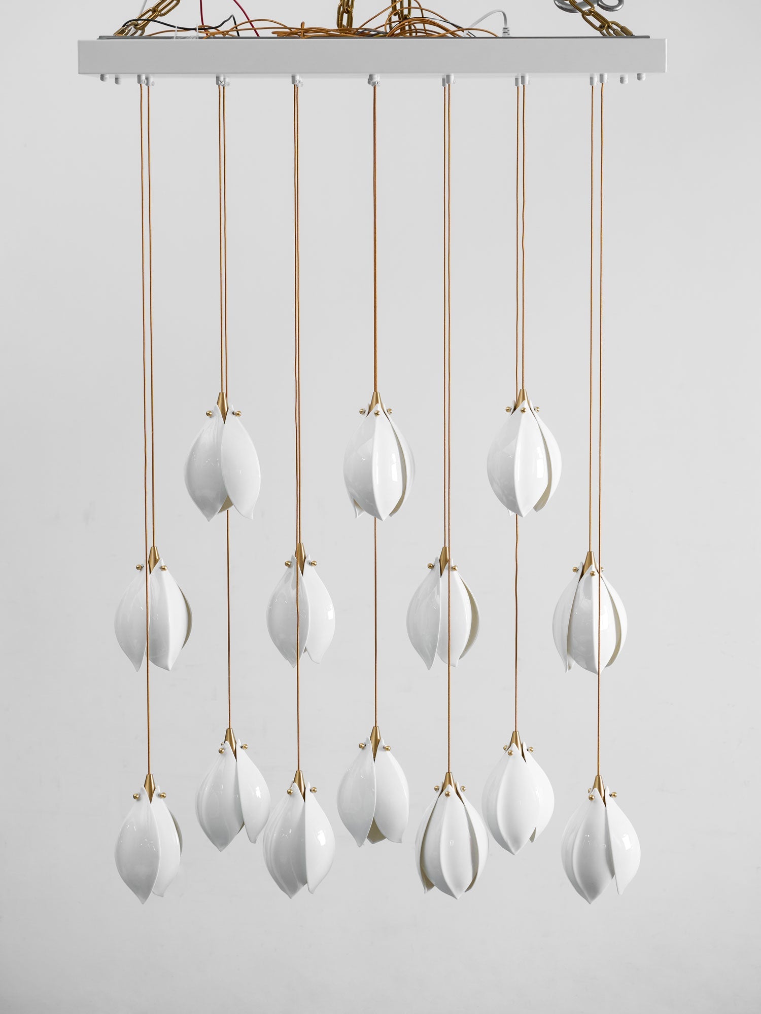 Lampada a sospensione floreale Fenoriano