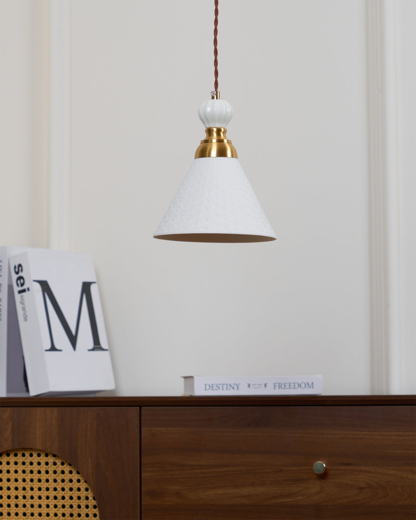 Lampada a sospensione scolpita Daldora