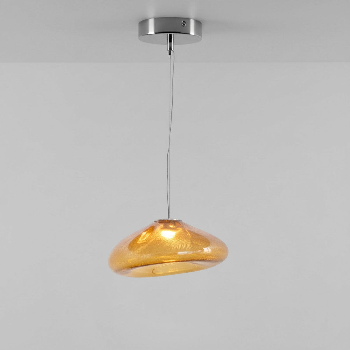 Lampada a sospensione scultorea Sileli