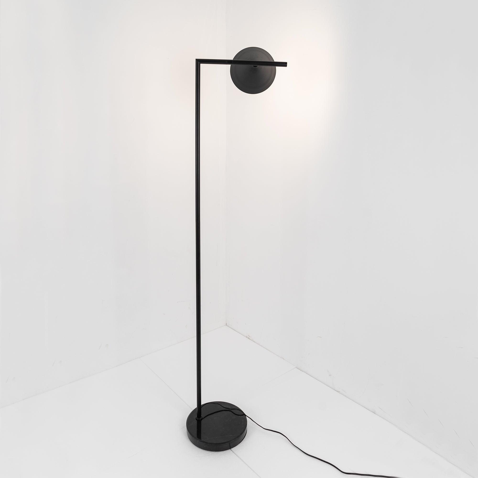 Lampada da terra conica Ariasa