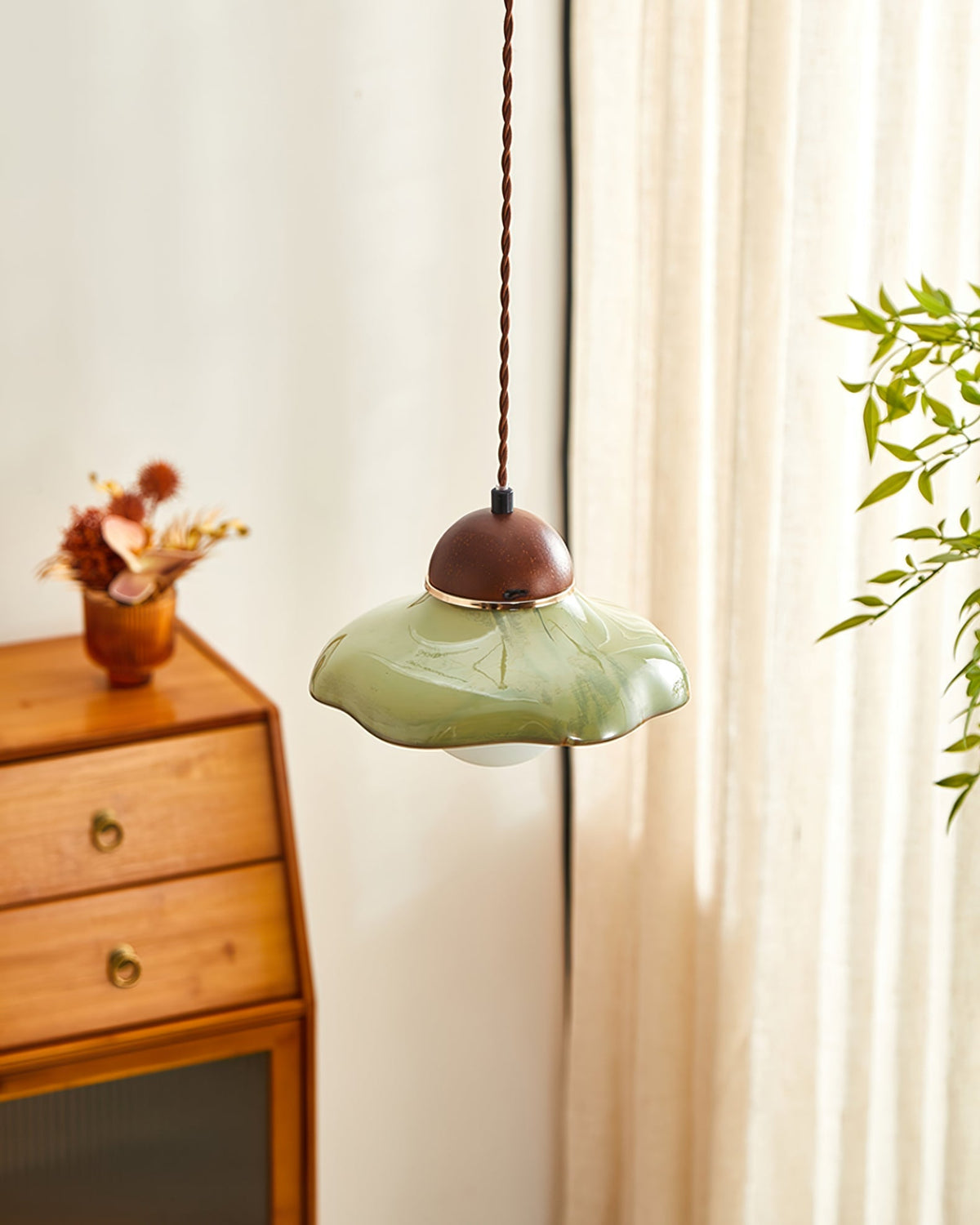 Edmund Pendant Light – detail 7