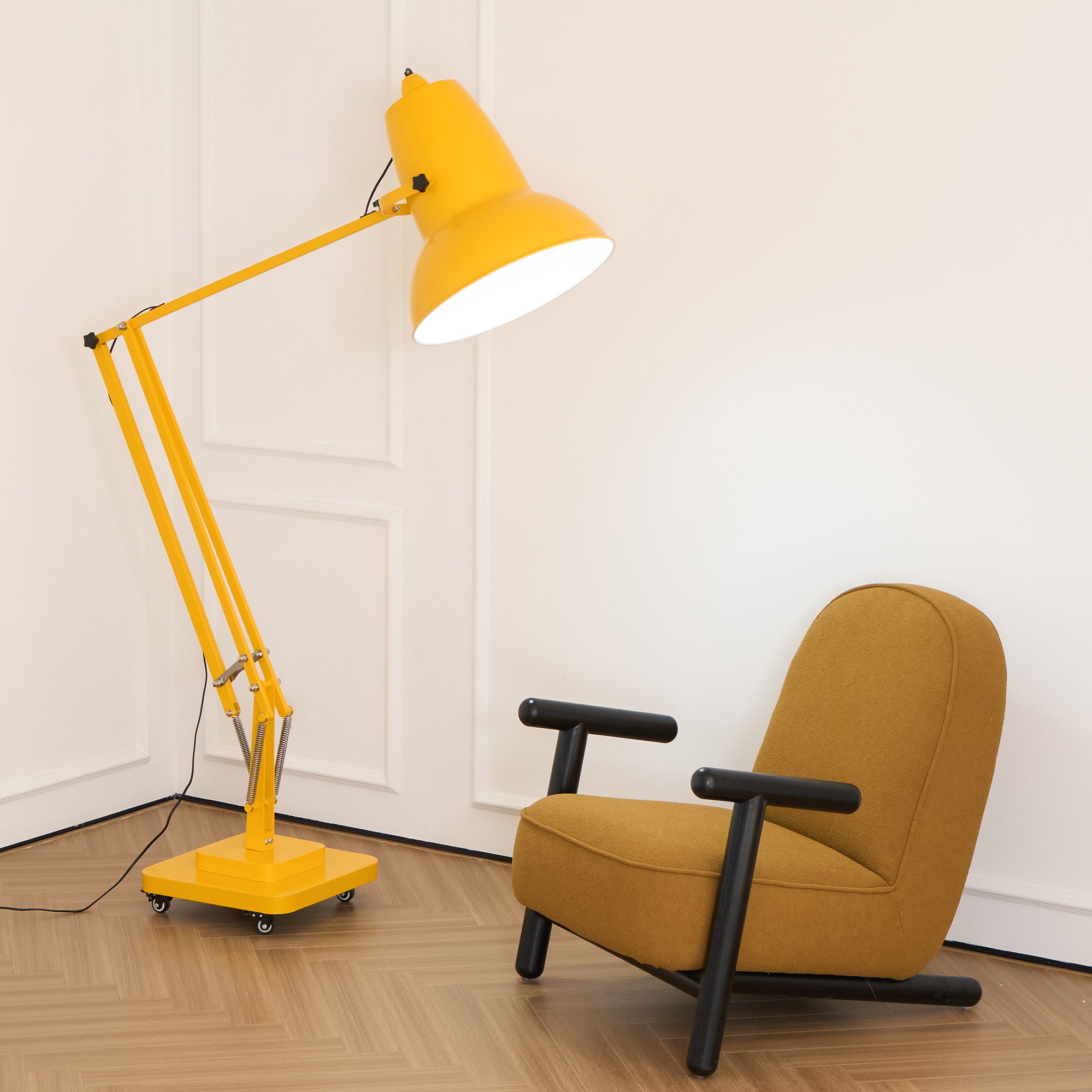Lampada da terra articolata Moleno