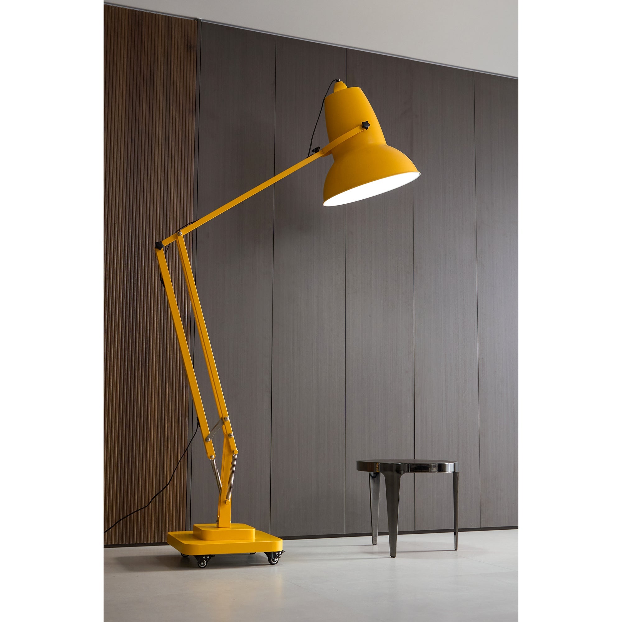 Lampada da terra articolata Moleno