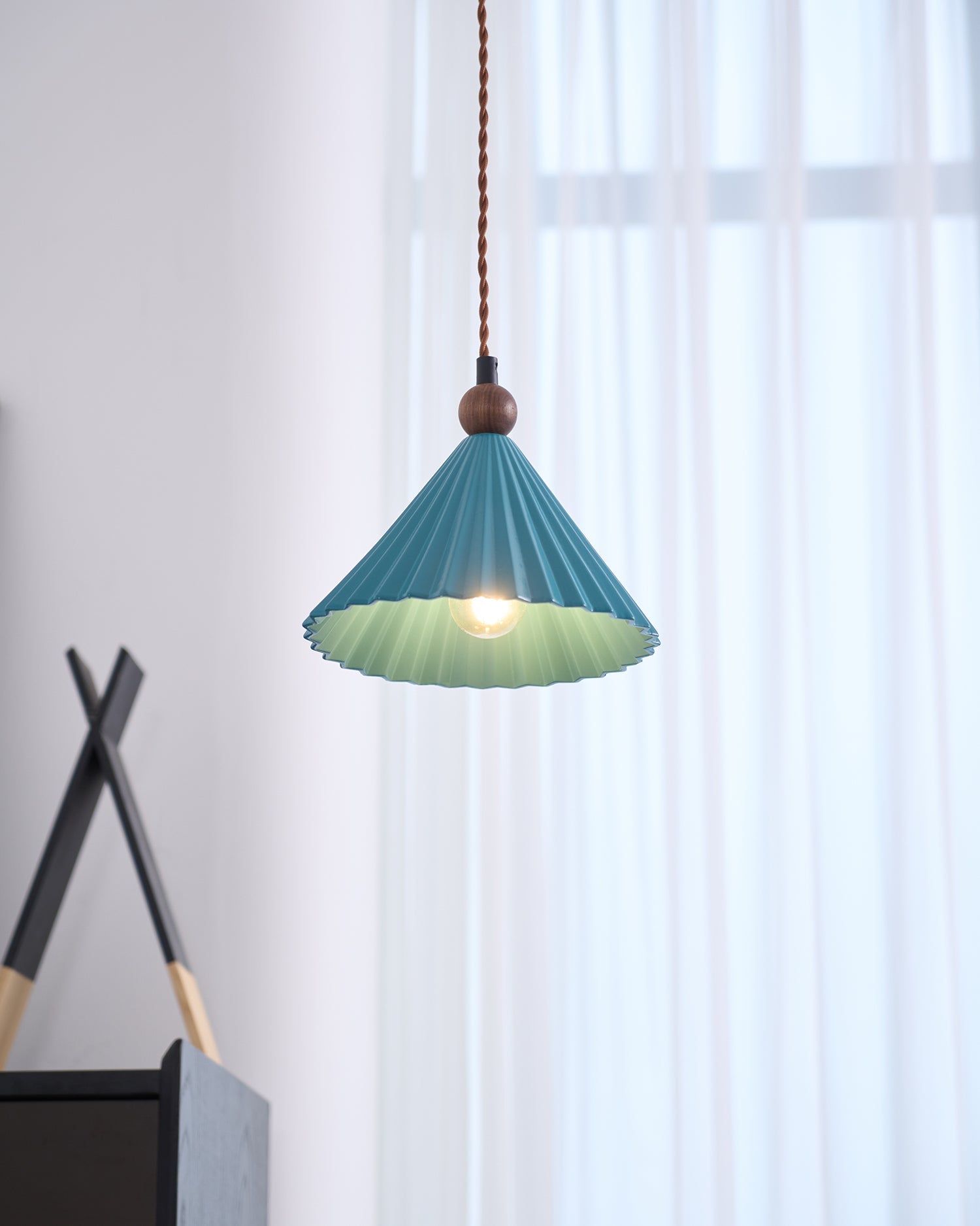 Lampada a sospensione scanalata Paoriavo
