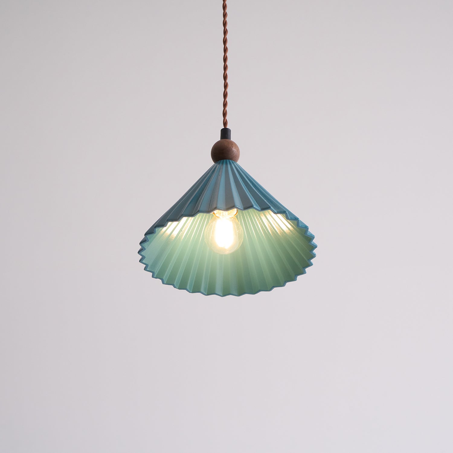 Lampada a sospensione scanalata Paoriavo