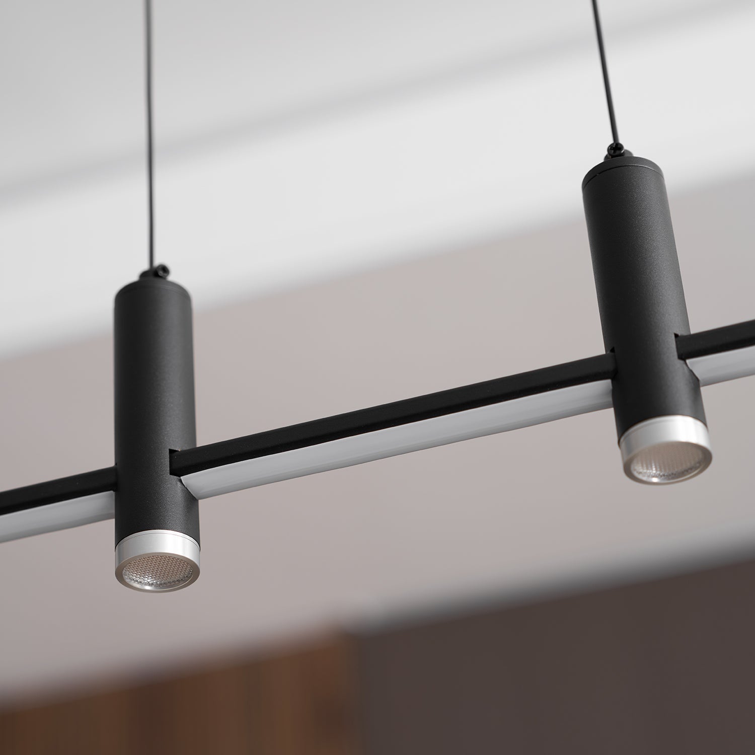 Lampada a sospensione lineare Chiisali