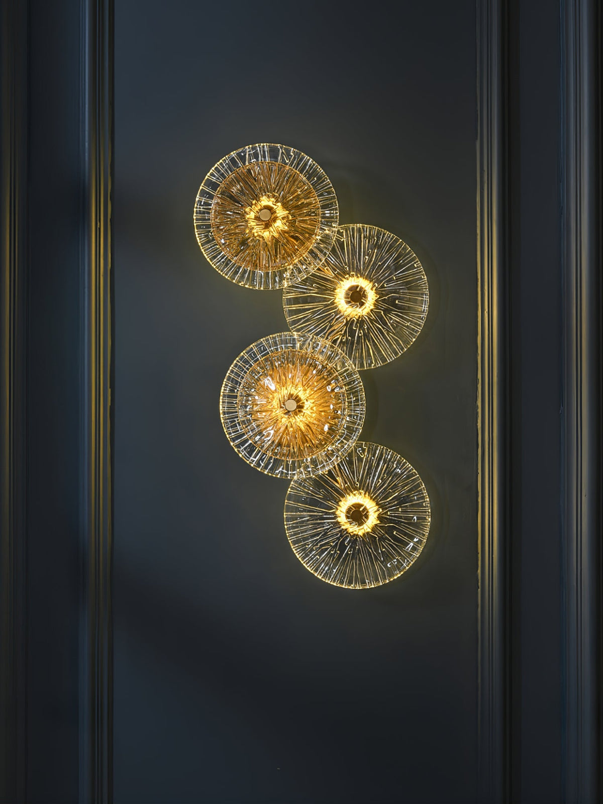 Dekorfine Lotus Leaves Wall Lamp — Detail View 46