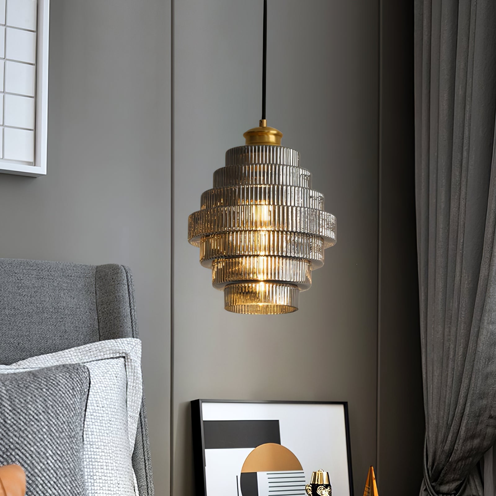 Lampada a sospensione scanalata Braua