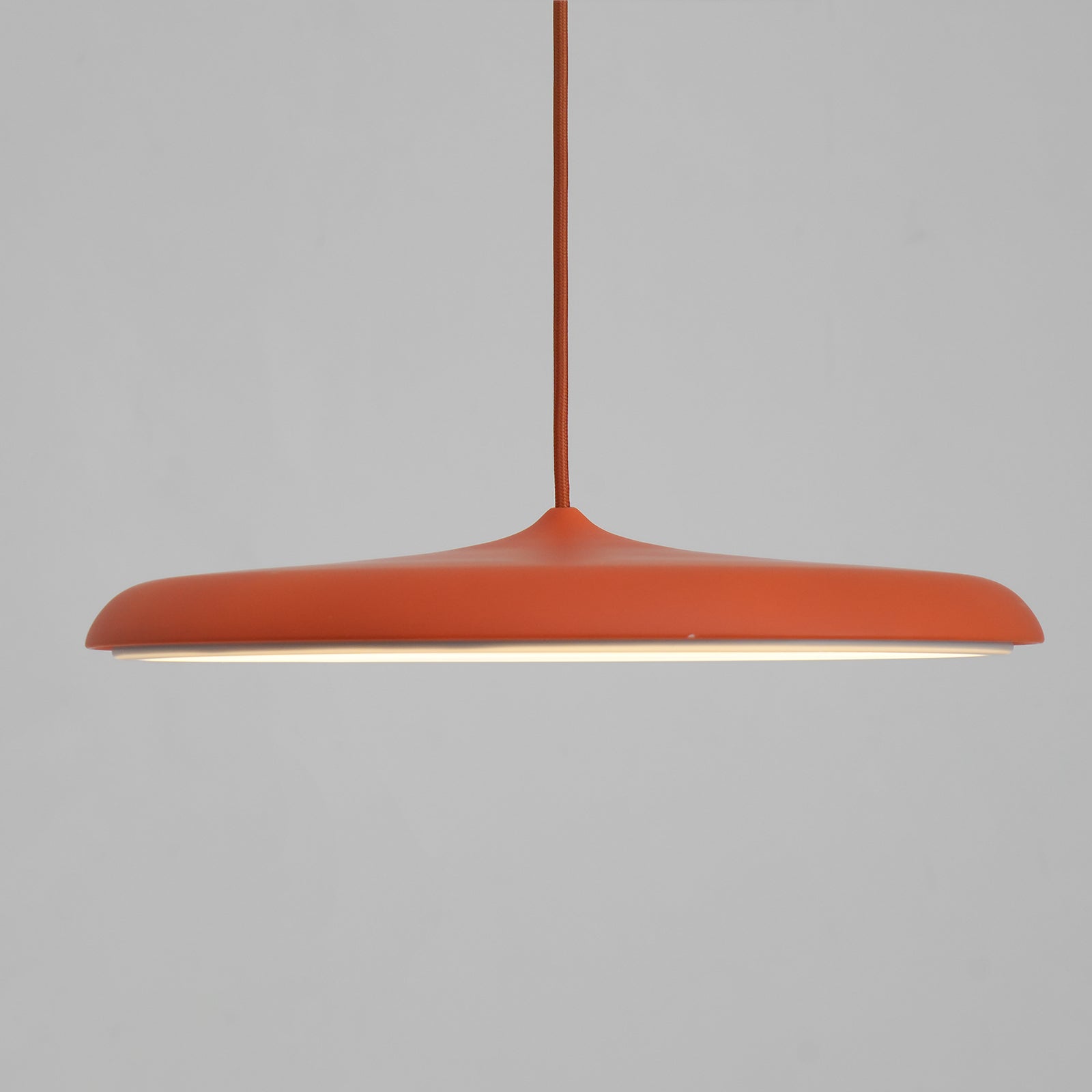 Lampada a sospensione rotonda Luciro