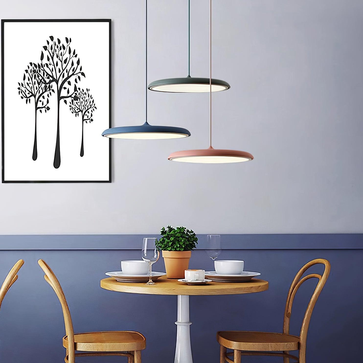 Lampada a sospensione rotonda Luciro