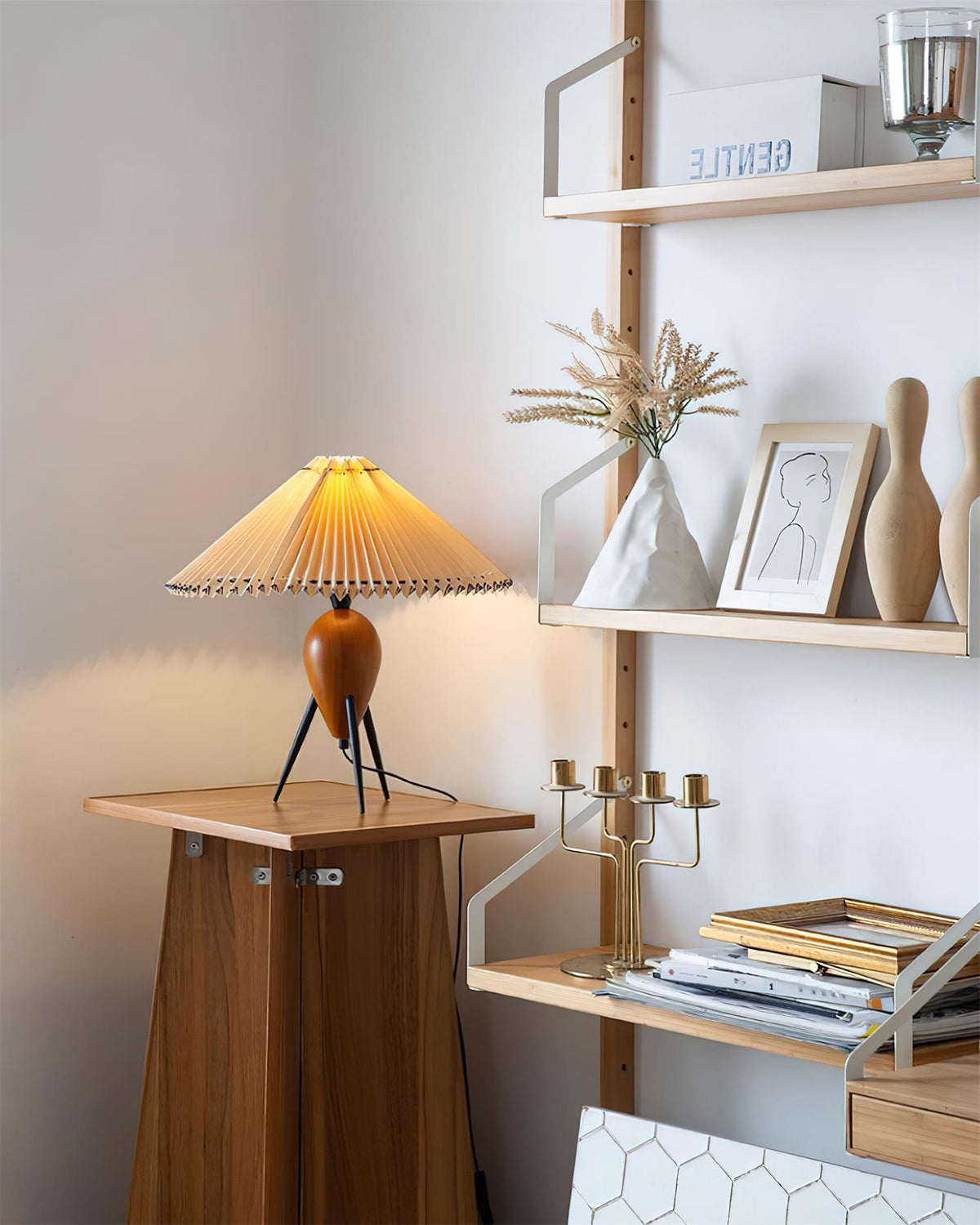Makie Table Lamp – detail 38