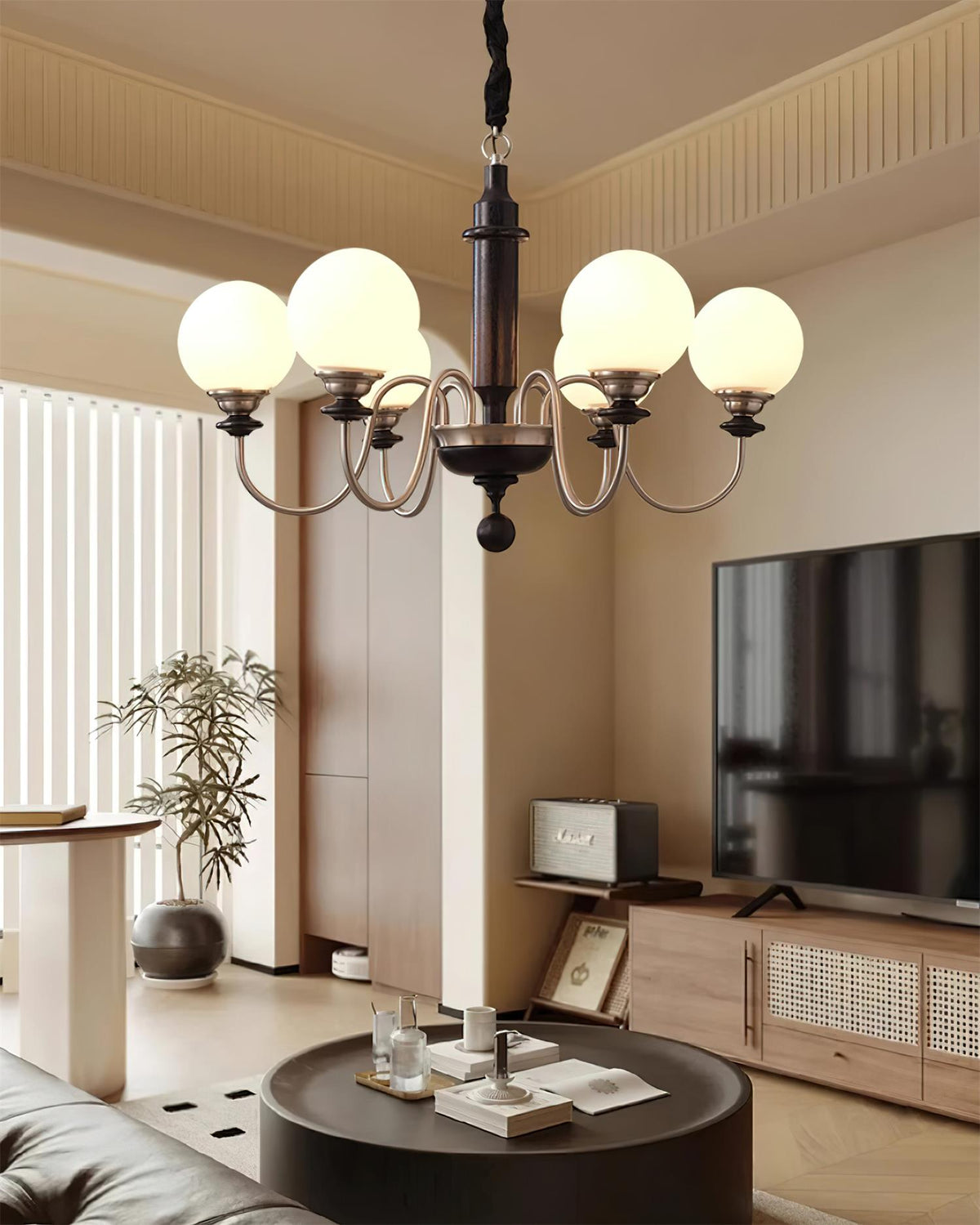 Midas Chandelier – detail 4