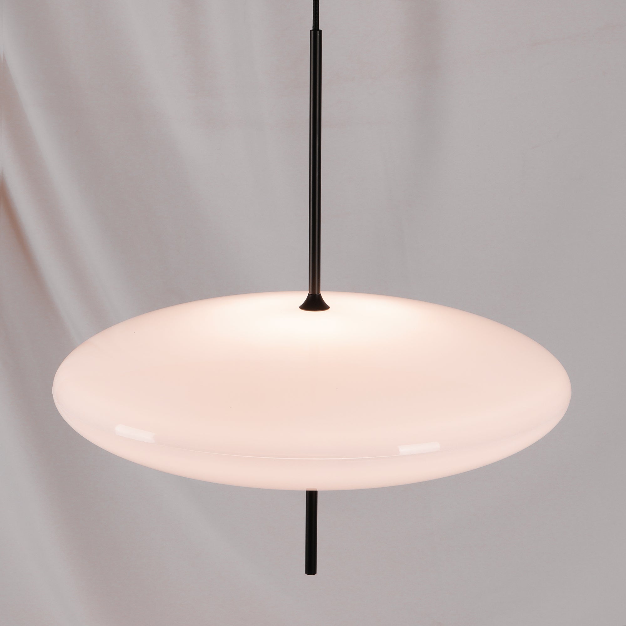 Lampada a sospensione ellittica Chiavvera