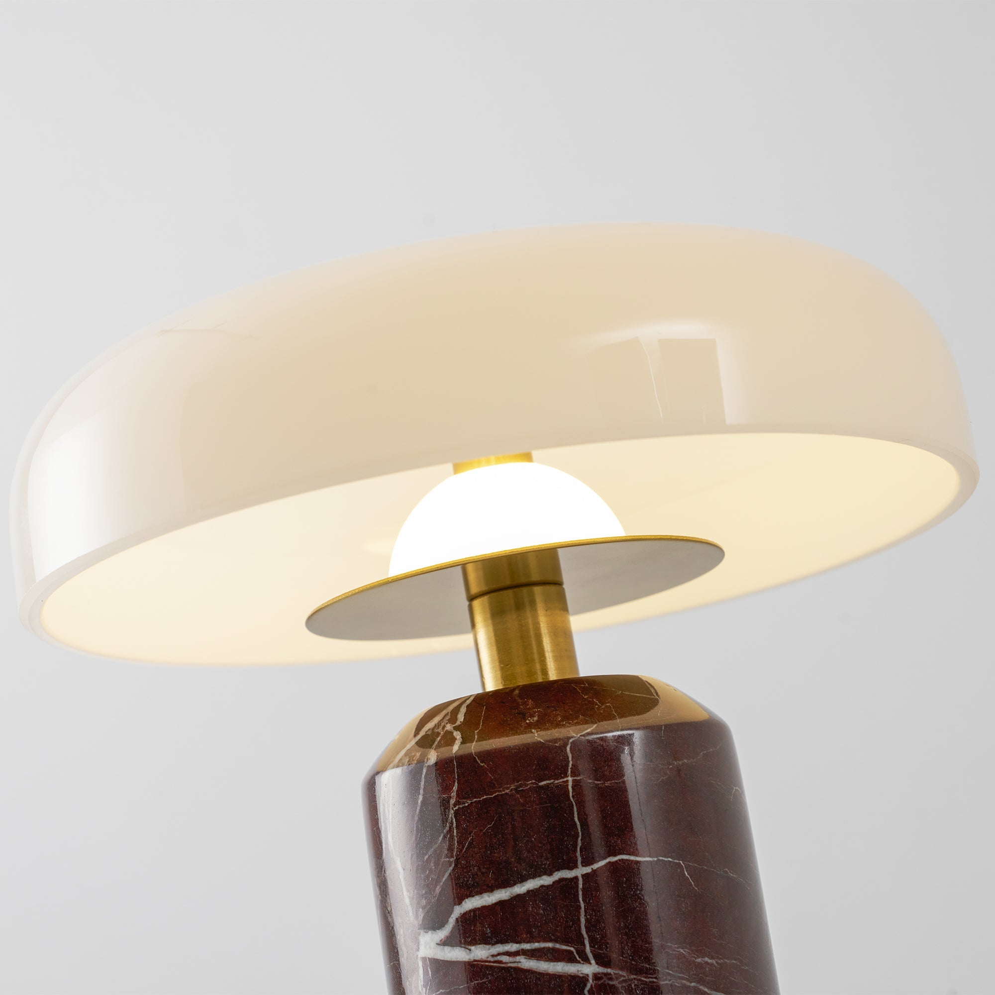 Lampada da tavolo Gracino