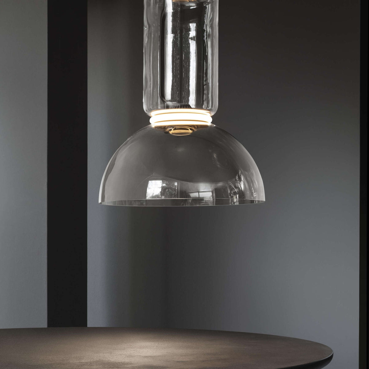 Lampada a sospensione minimalista Feroera