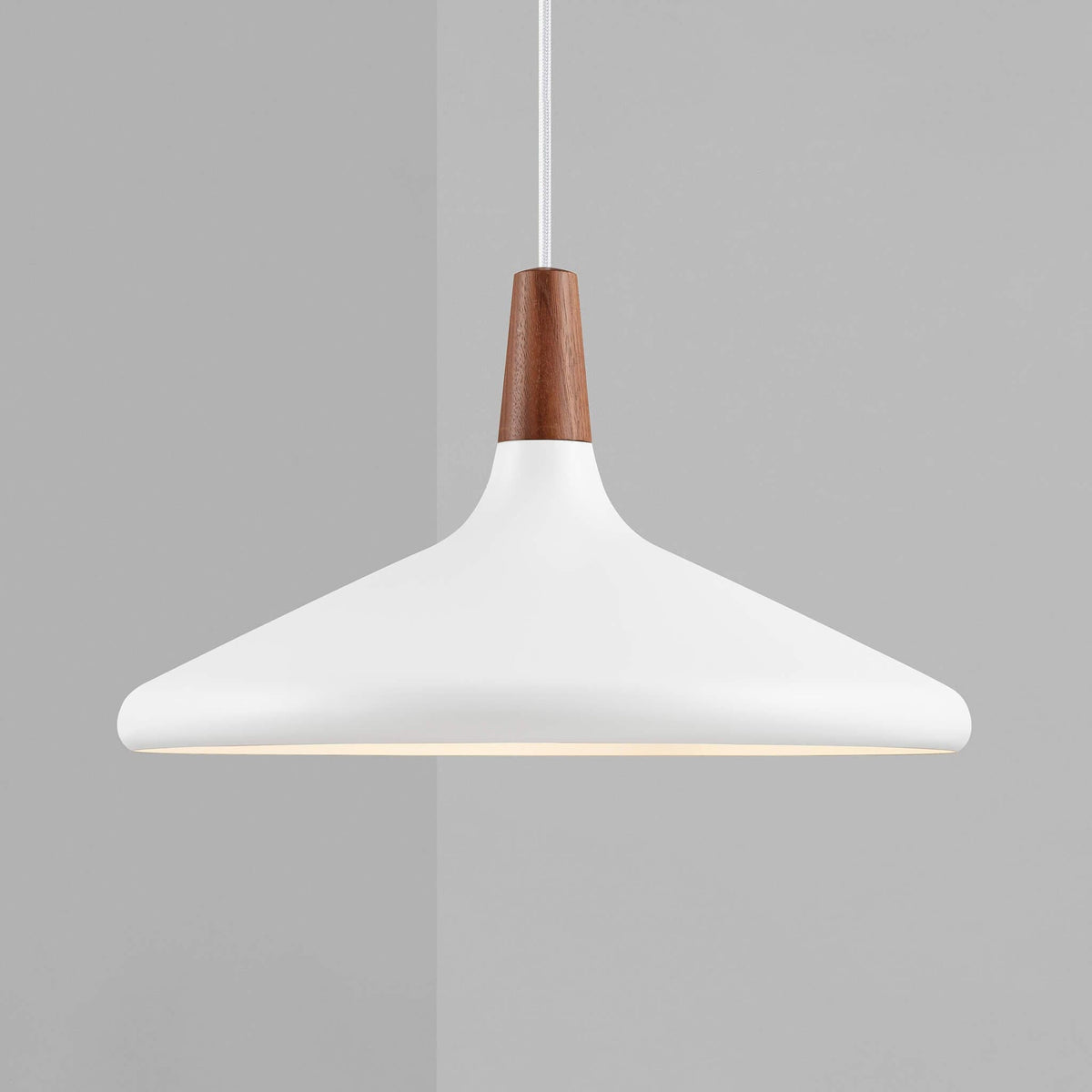 Lampada a sospensione conica Zalivaira