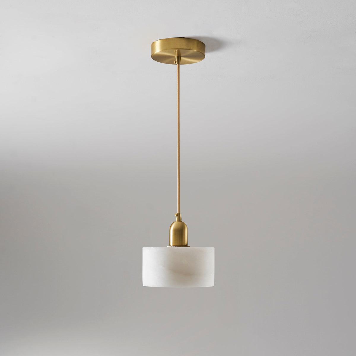 Odyssey Alabaster Pendant Light – detail 29