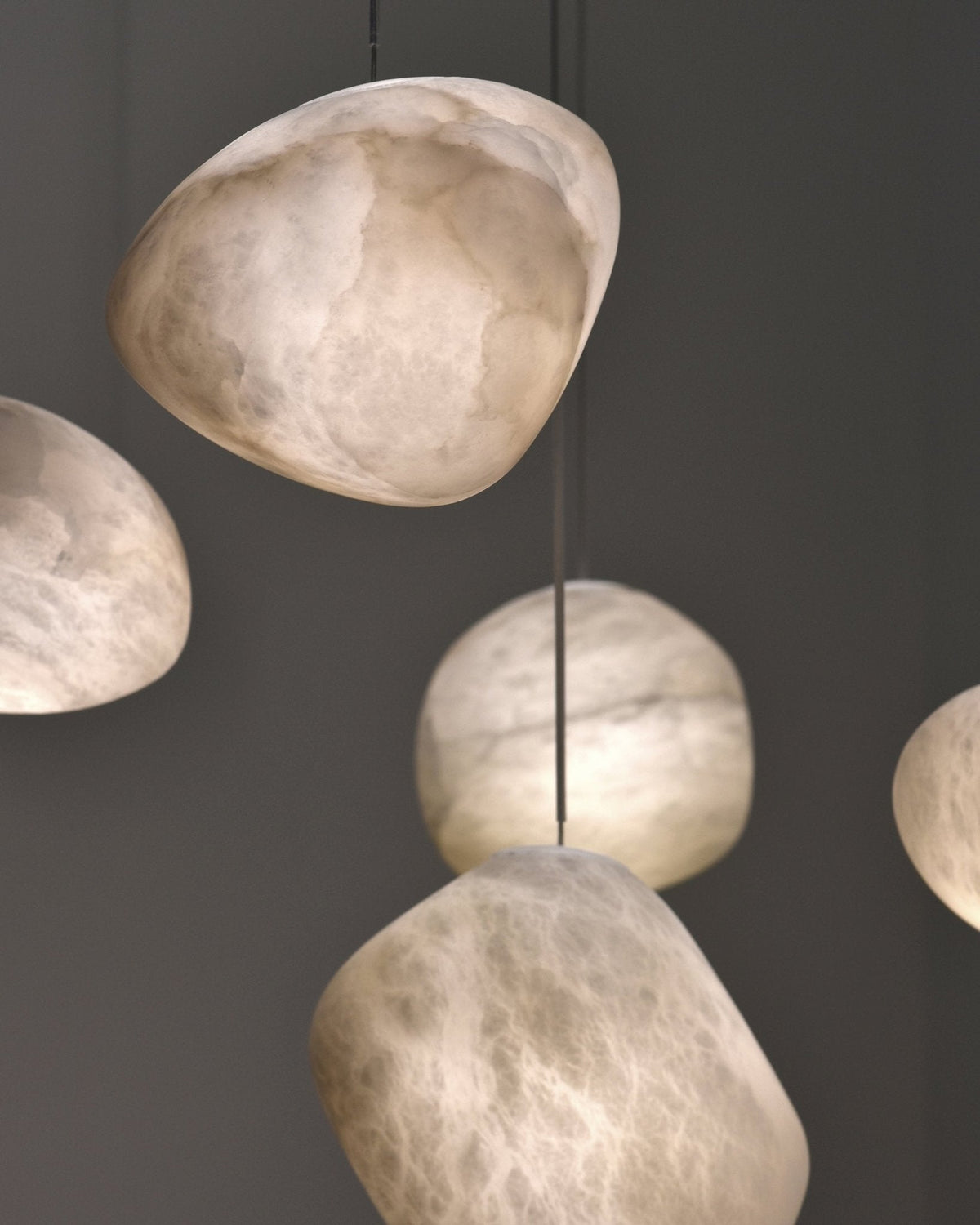Pebbles Alabaster Pendant Lamp – detail 16