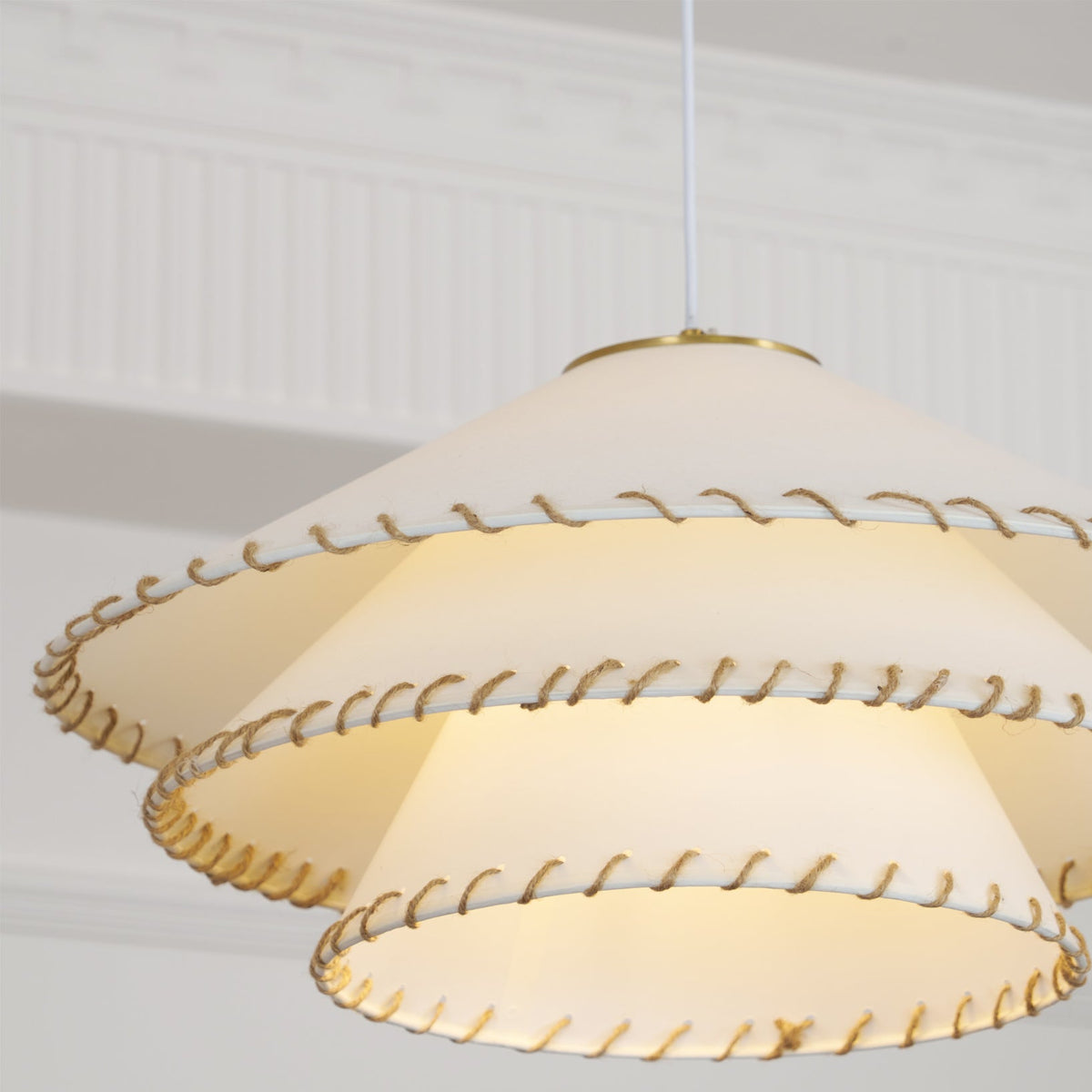 Lampada a sospensione conica Tanorelia