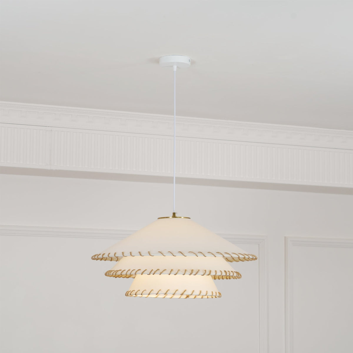 Lampada a sospensione conica Tanorelia
