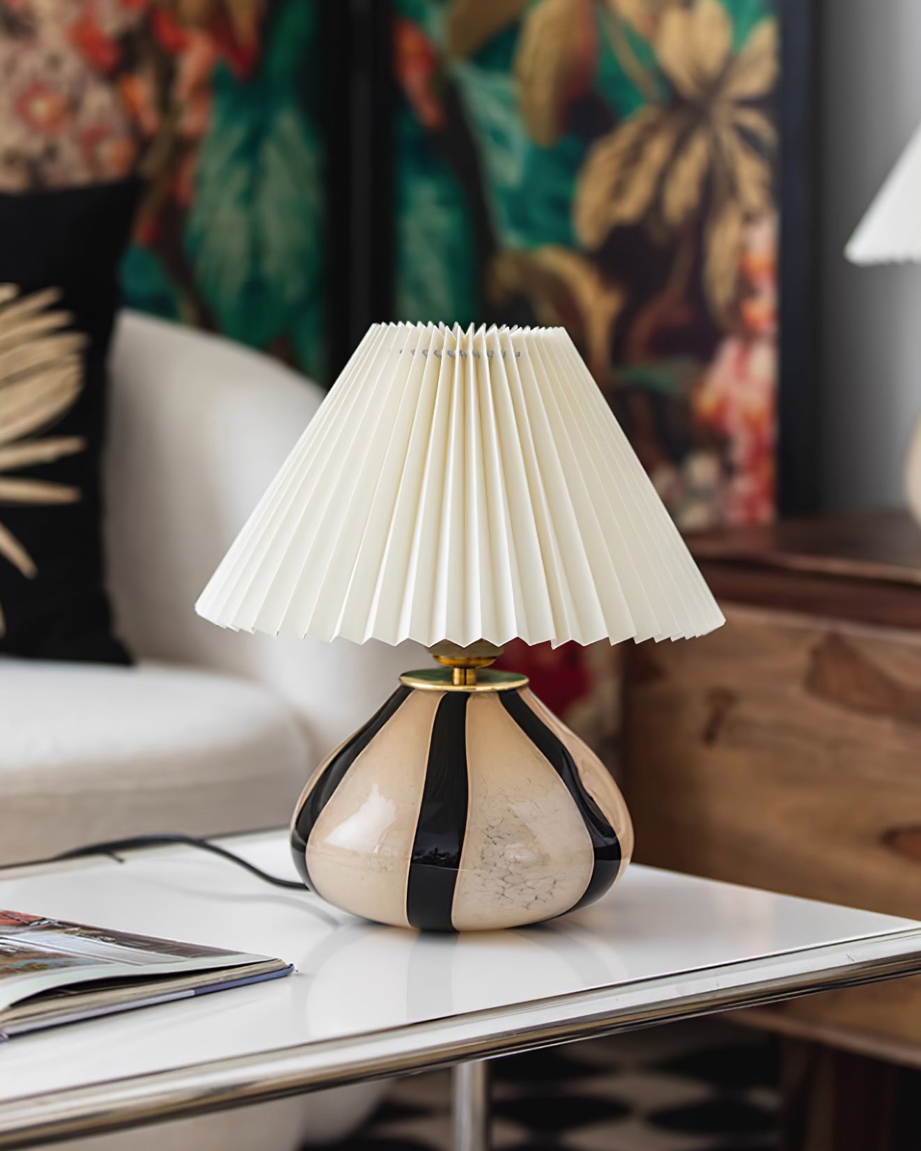 Lampada da tavolo plissettata Sanino