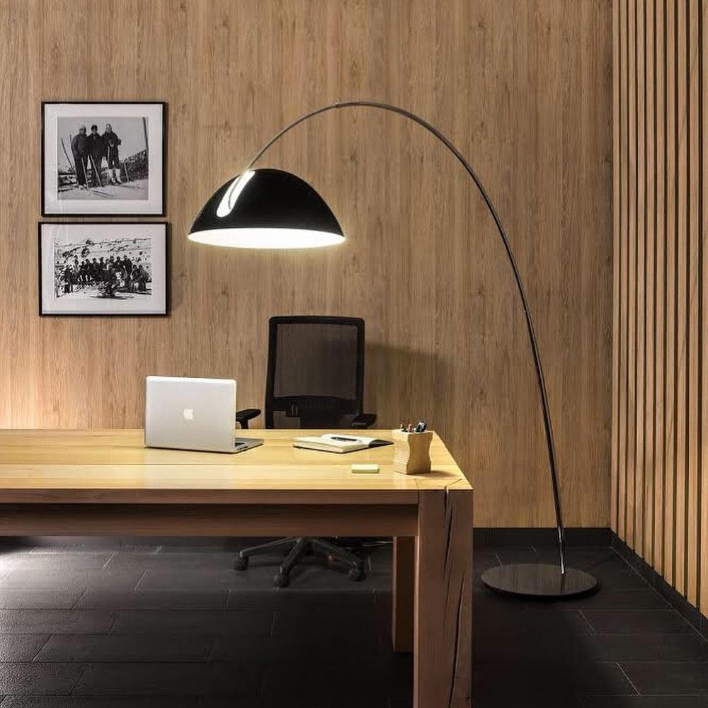 Lampada da terra ad arco Sorara