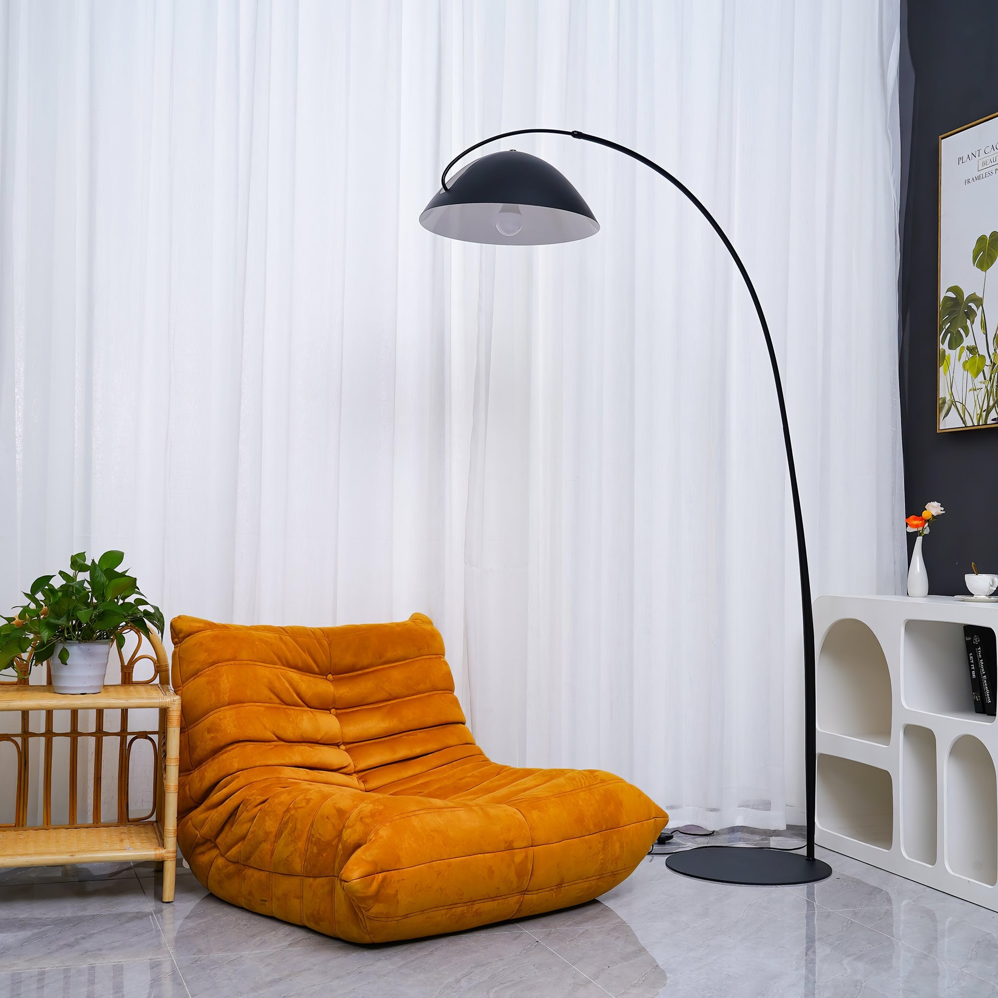 Lampada da terra ad arco Sorara