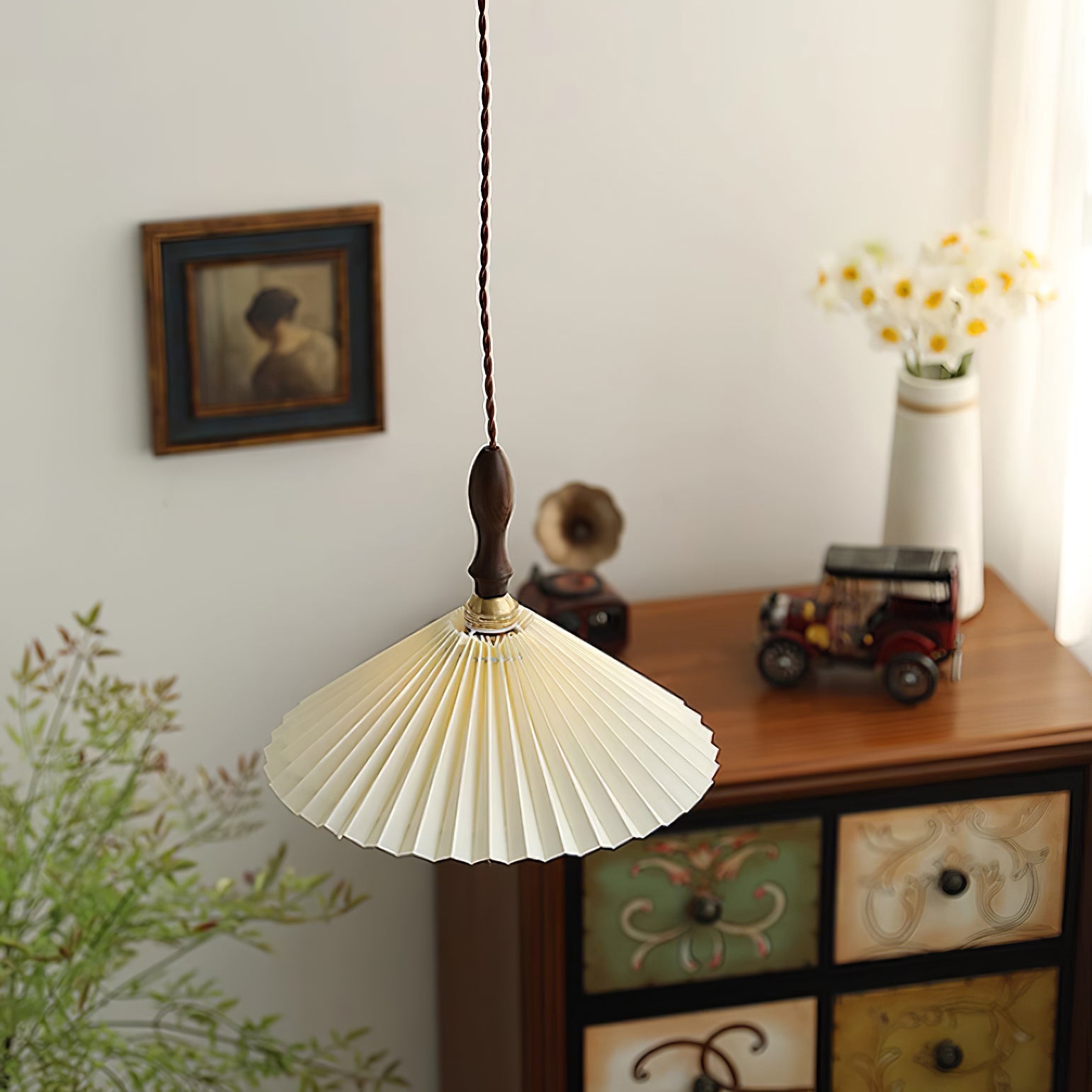 Lampada a sospensione plissettata Lavelale