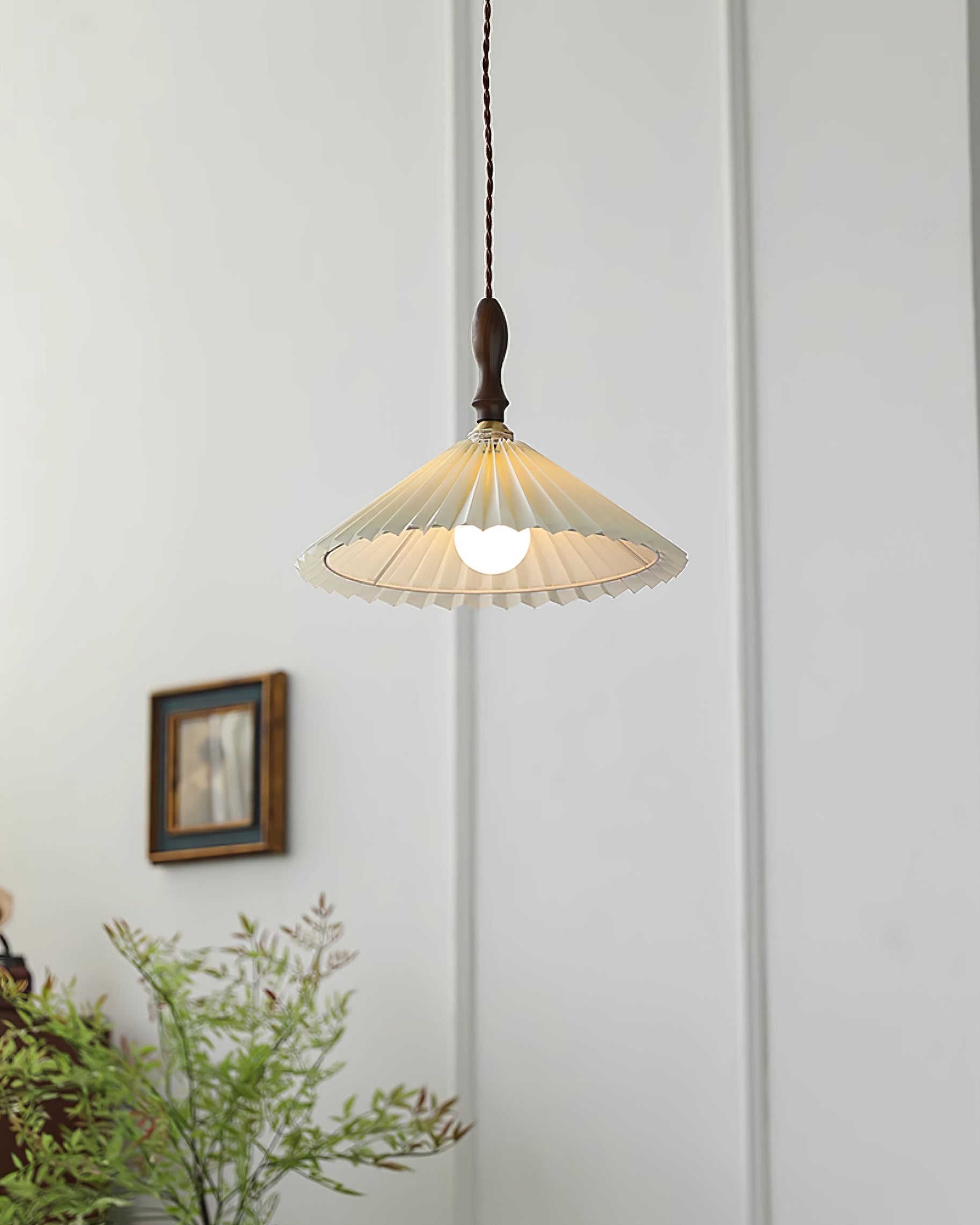 Lampada a sospensione plissettata Lavelale