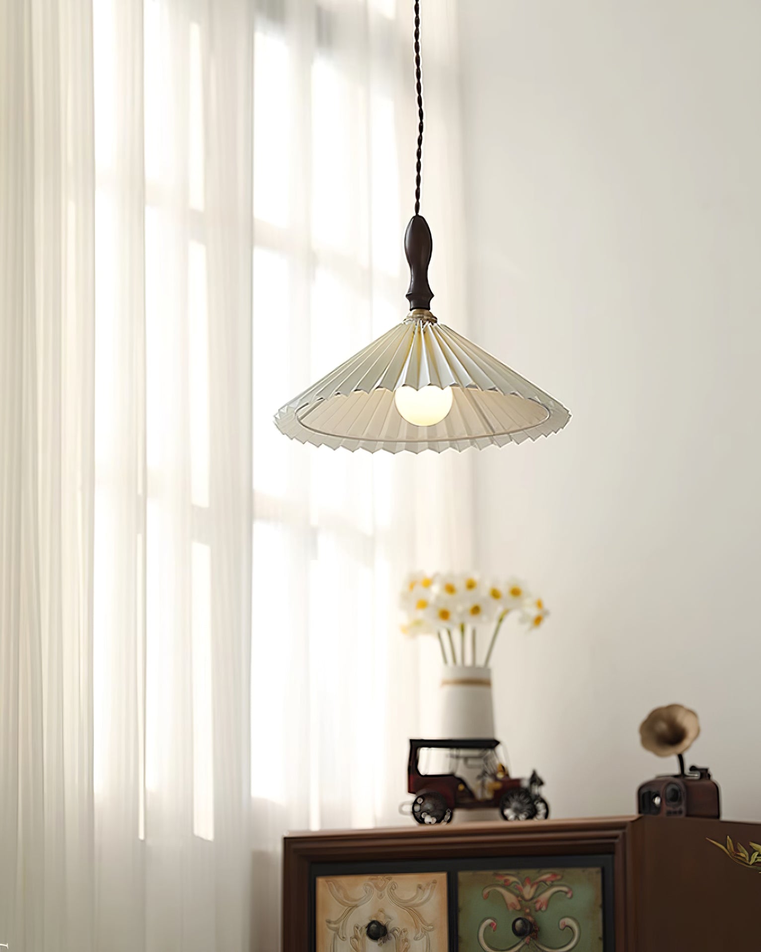 Lampada a sospensione plissettata Lavelale