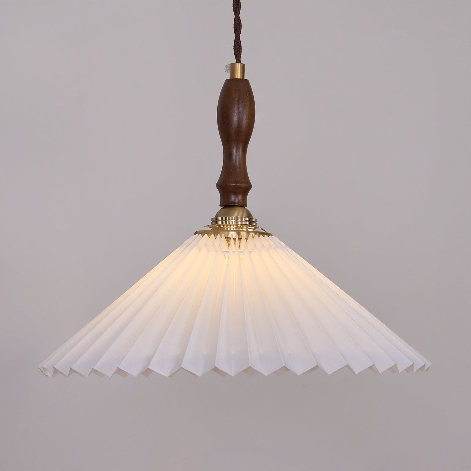 Lampada a sospensione plissettata Lavelale