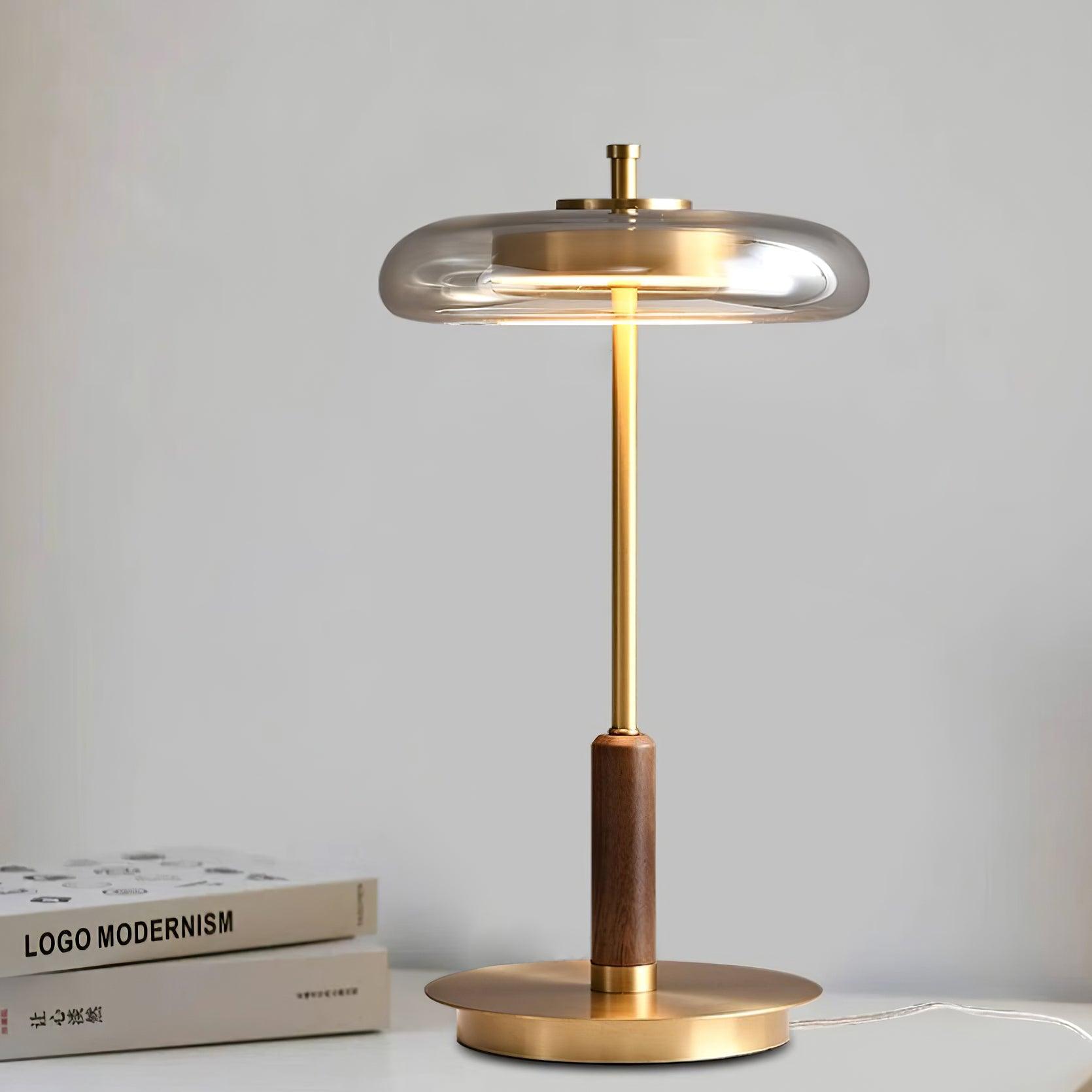 Lampada da tavolo Nelineno