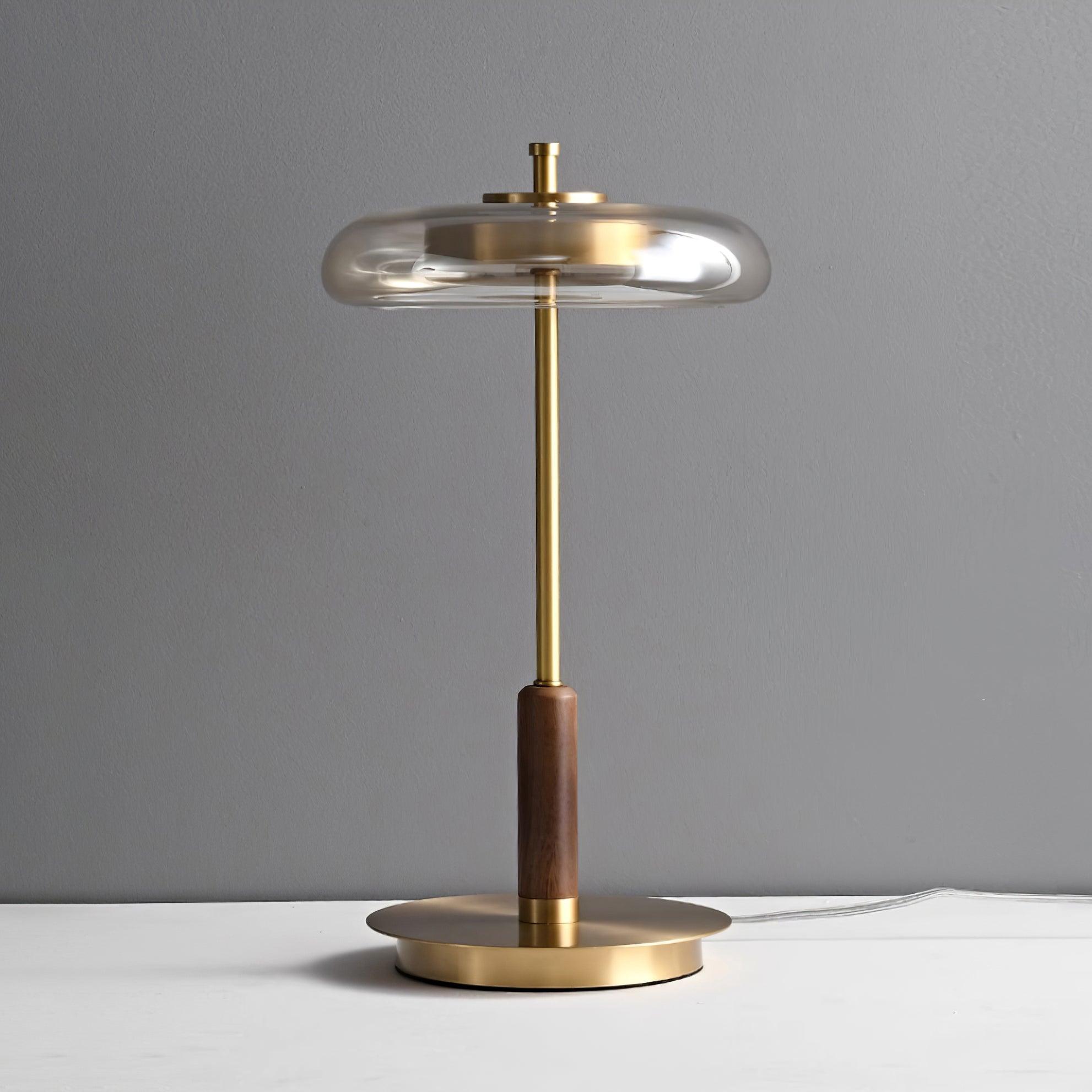 Lampada da tavolo Nelineno