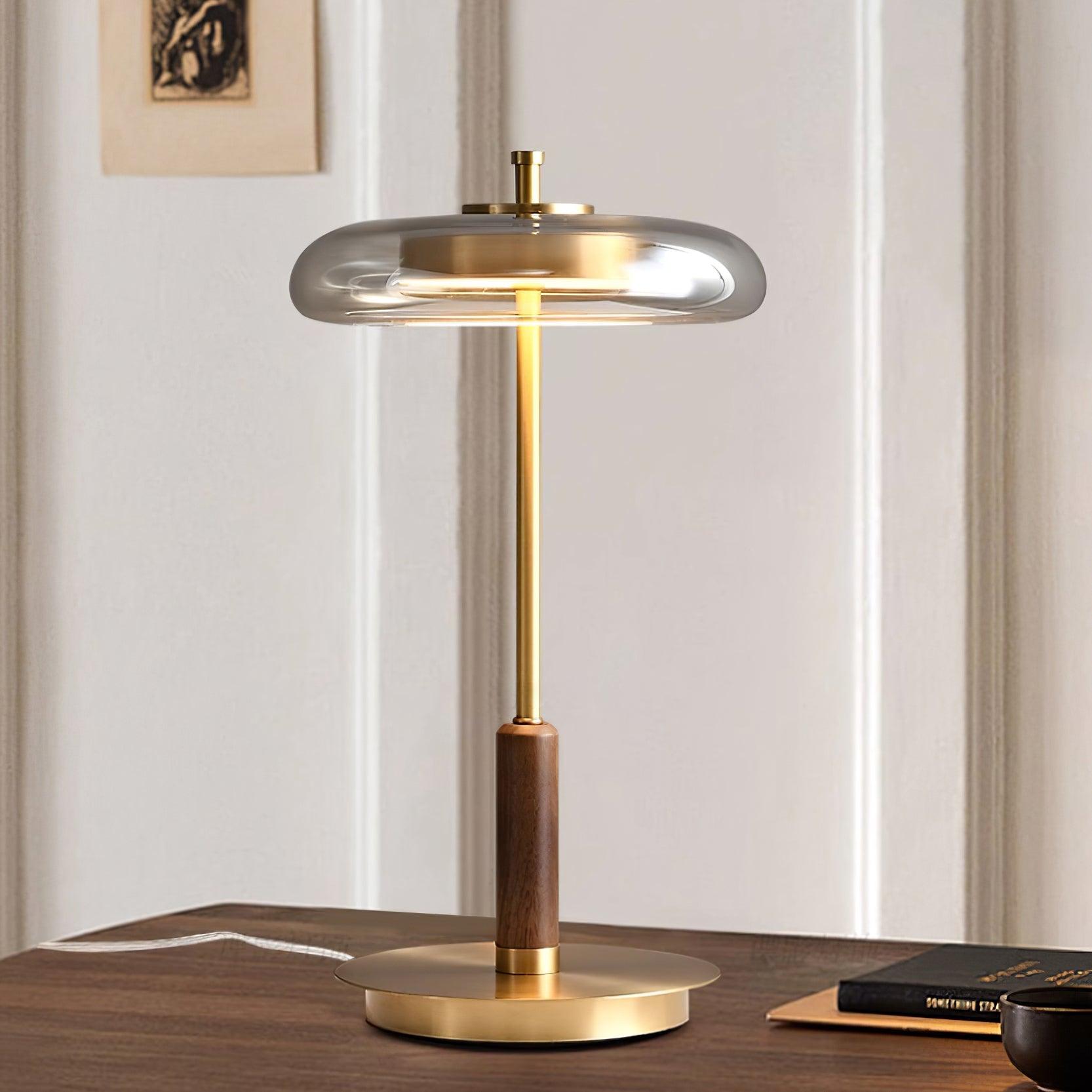 Lampada da tavolo Nelineno