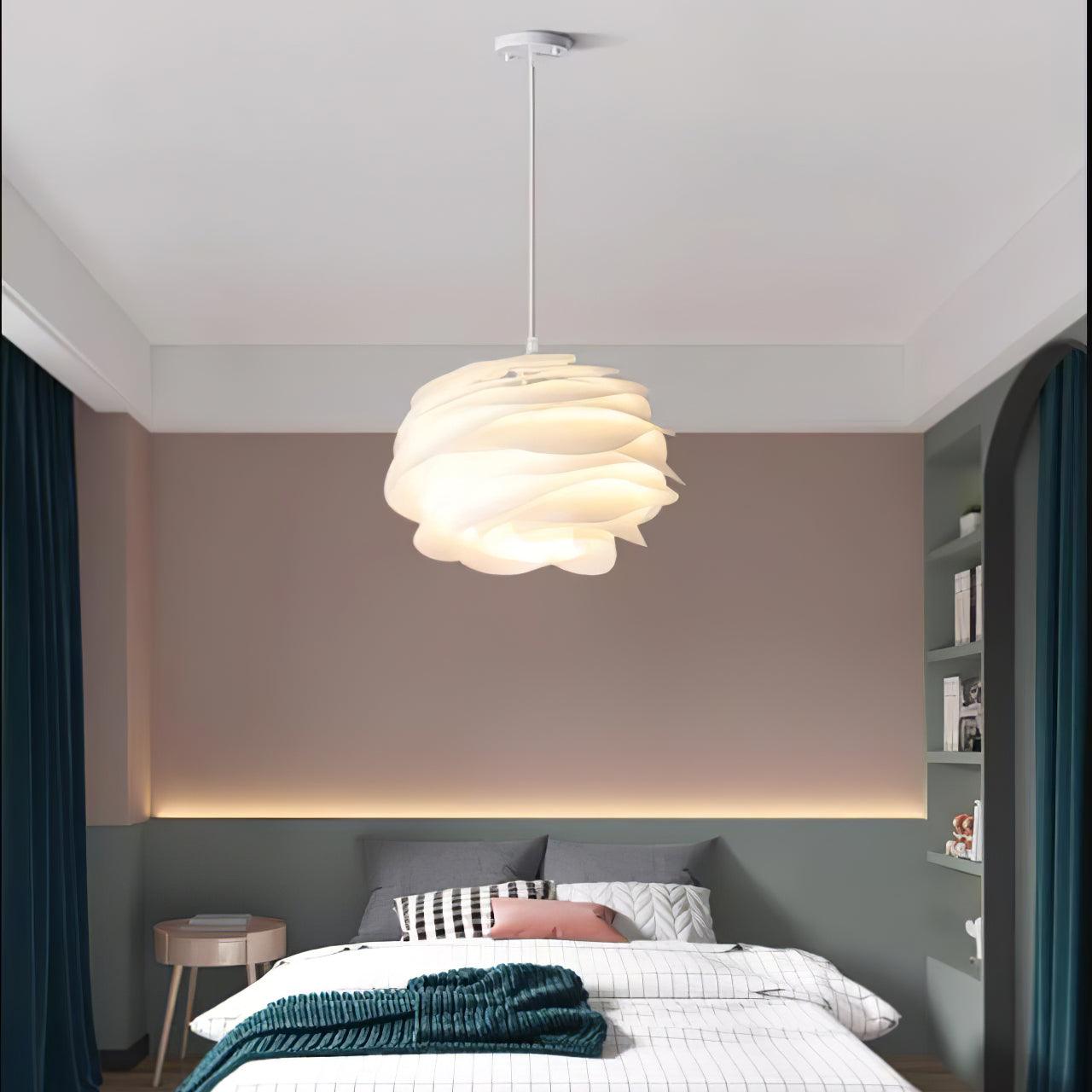Lampada a sospensione floreale Nerara