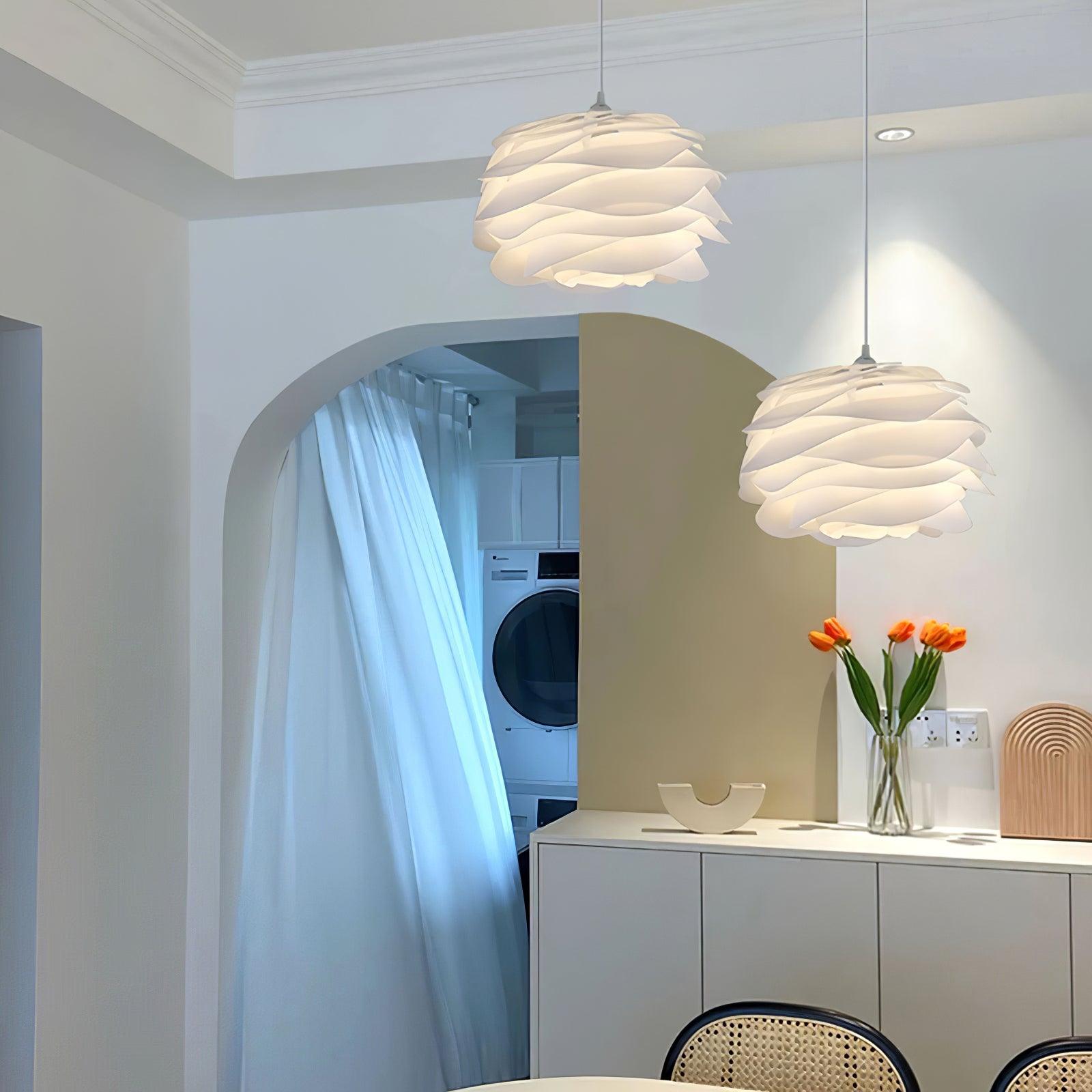 Lampada a sospensione floreale Nerara