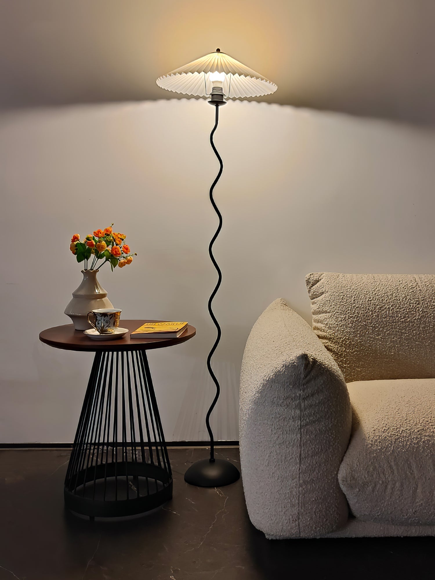 Lampada da terra ondulata Viliala