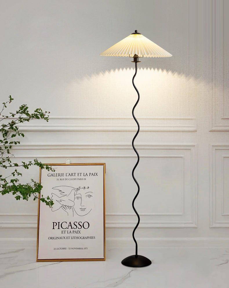 Lampada da terra ondulata Viliala