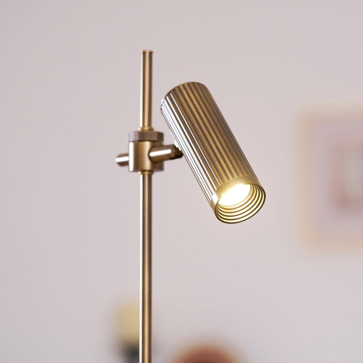 Task Table Lamp – detail 38