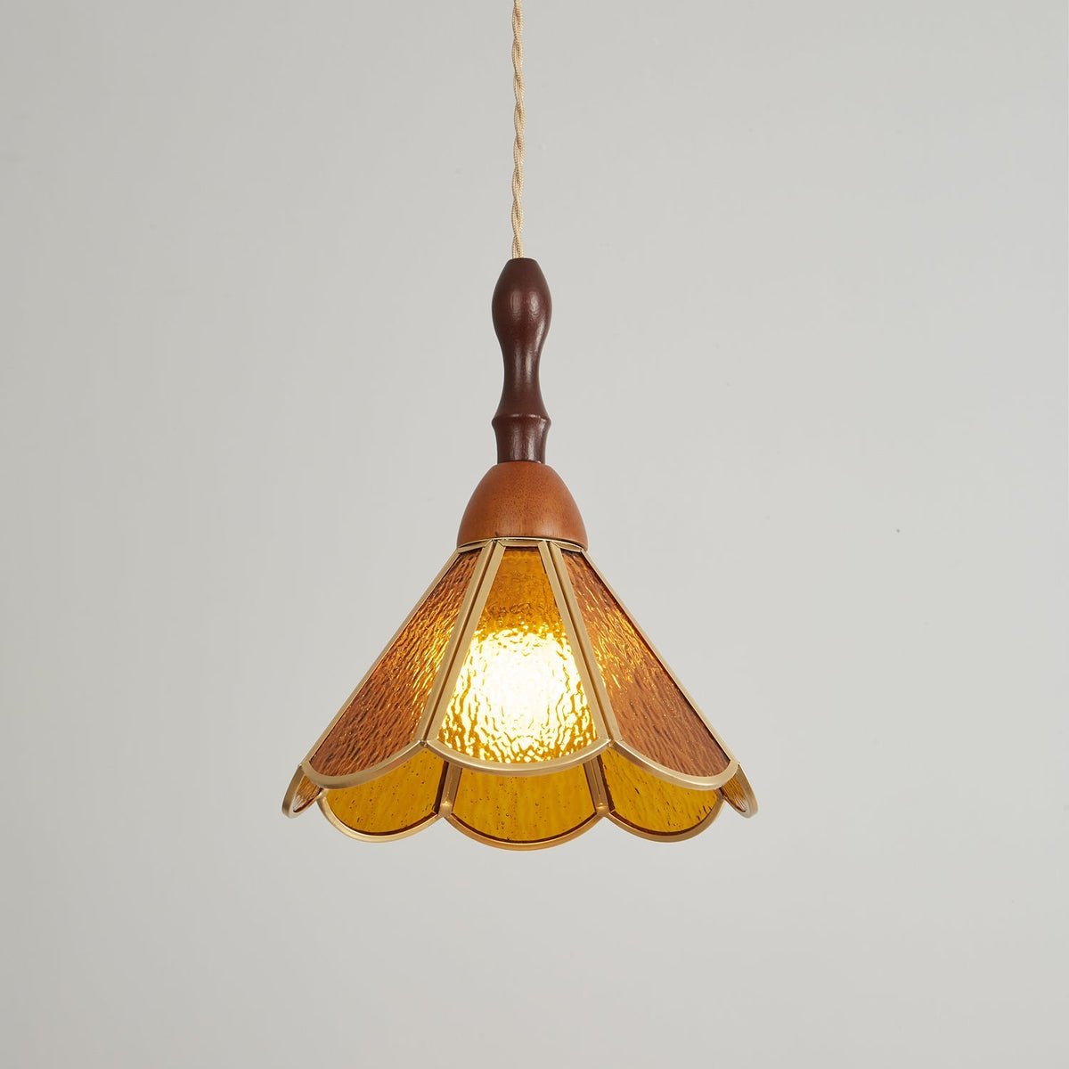 Tiffany Stained Glass Pendant Lamp - Vakkerlight