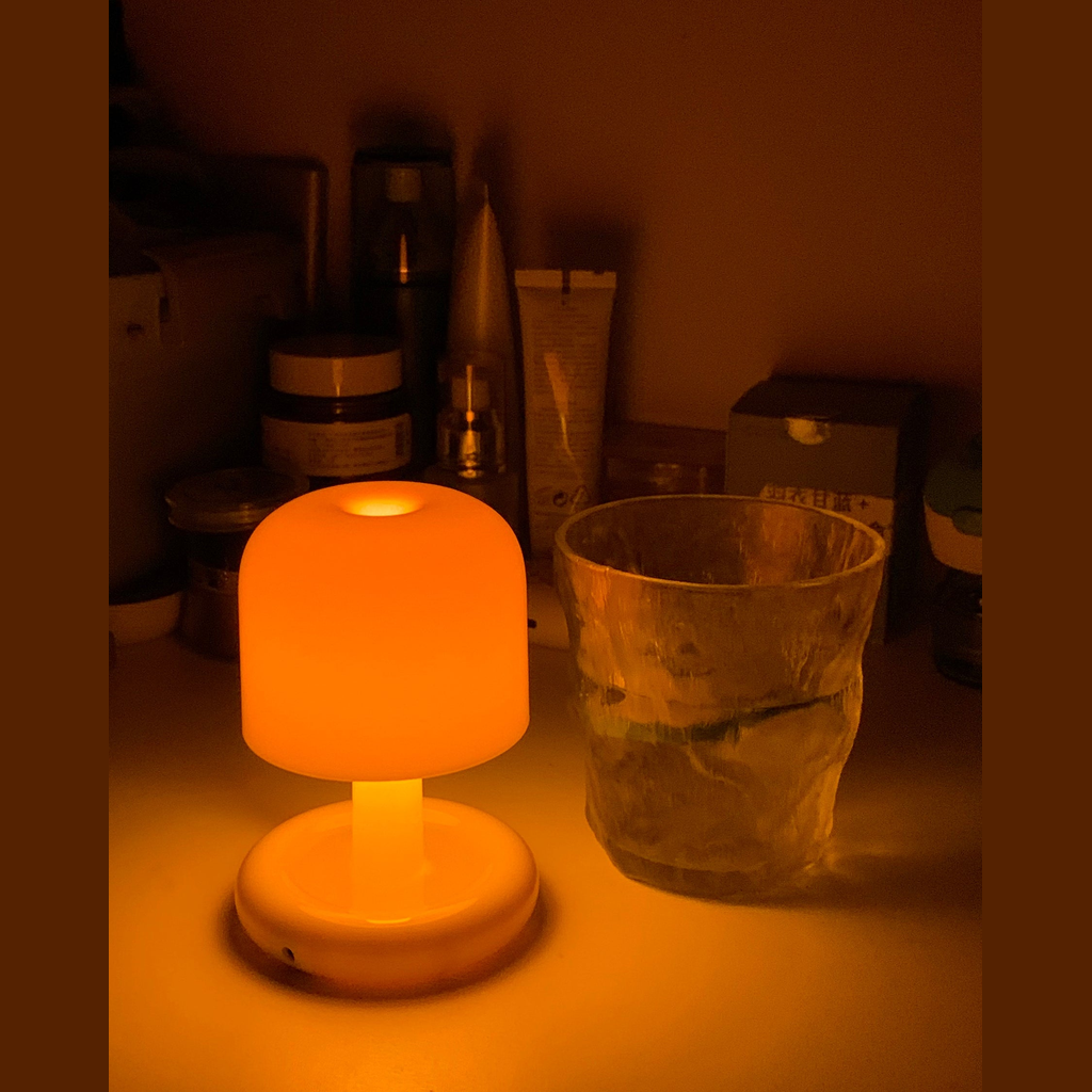 Lampada da tavolo a fungo Luminara