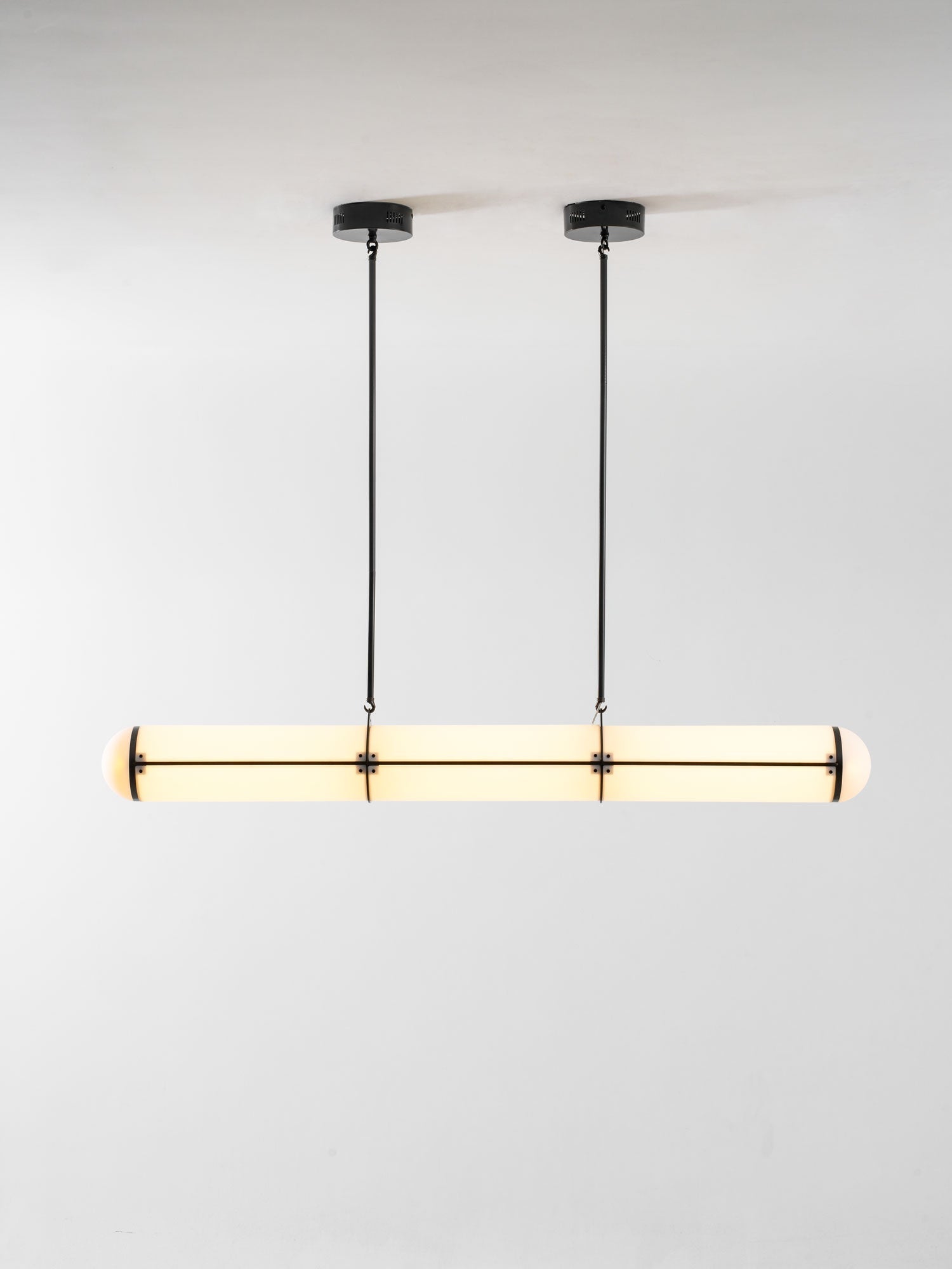 Lampada a sospensione lineare Aronale