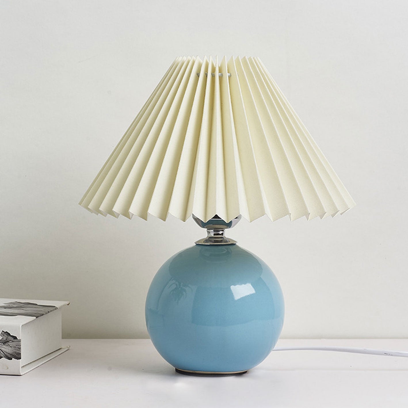 Lampada da tavolo vintage Pelenora