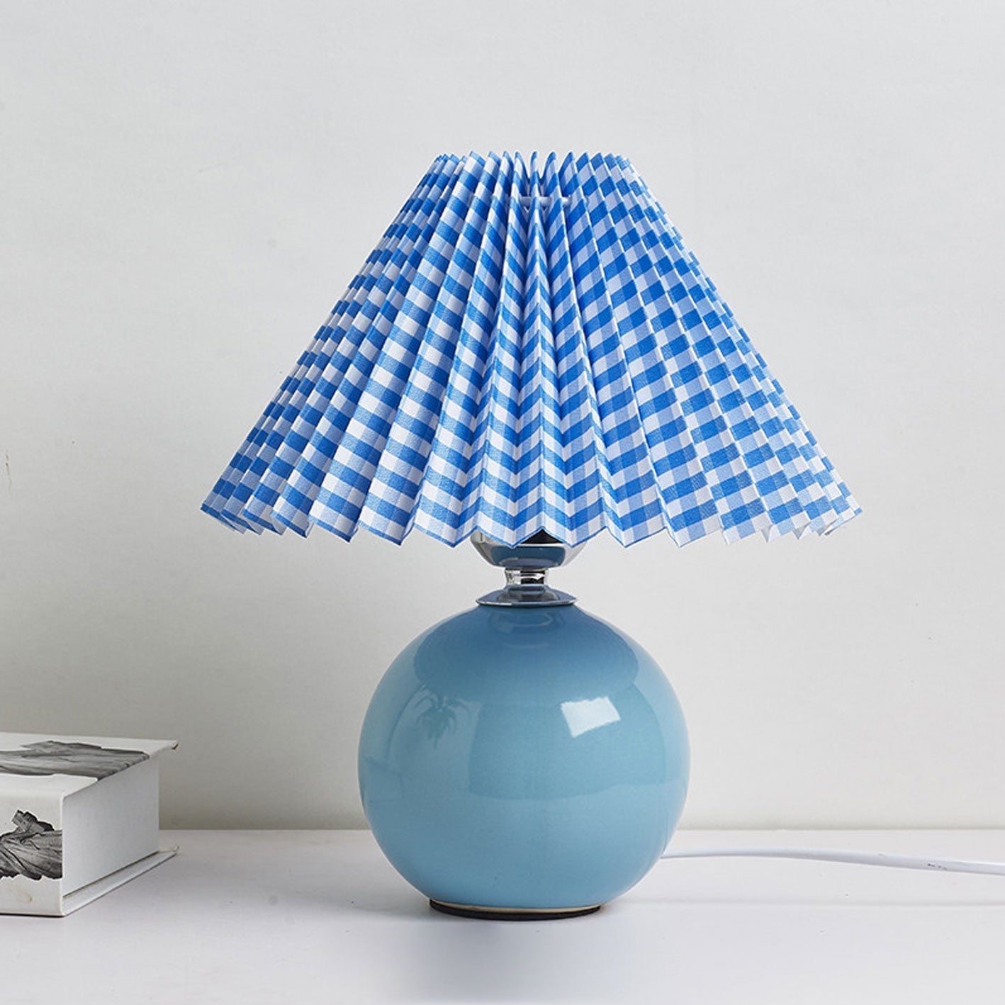 Lampada da tavolo vintage Pelenora