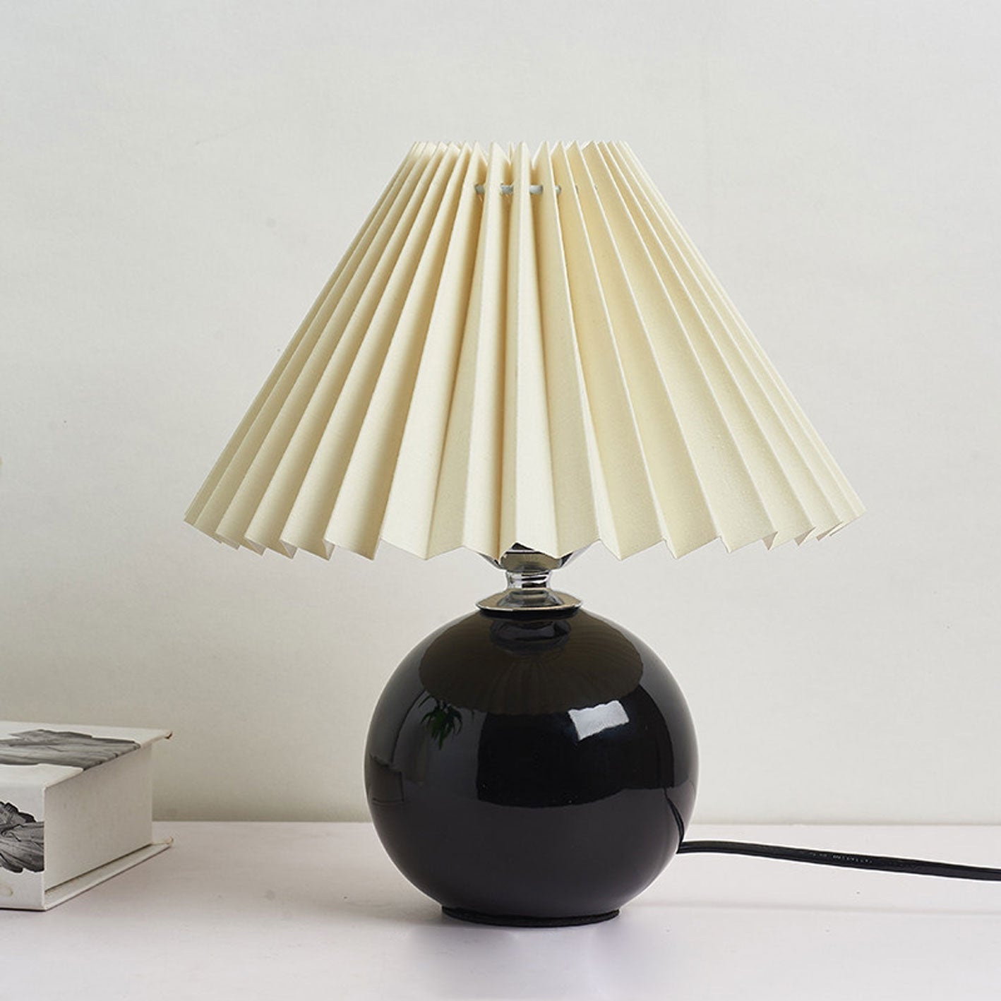Lampada da tavolo vintage Pelenora