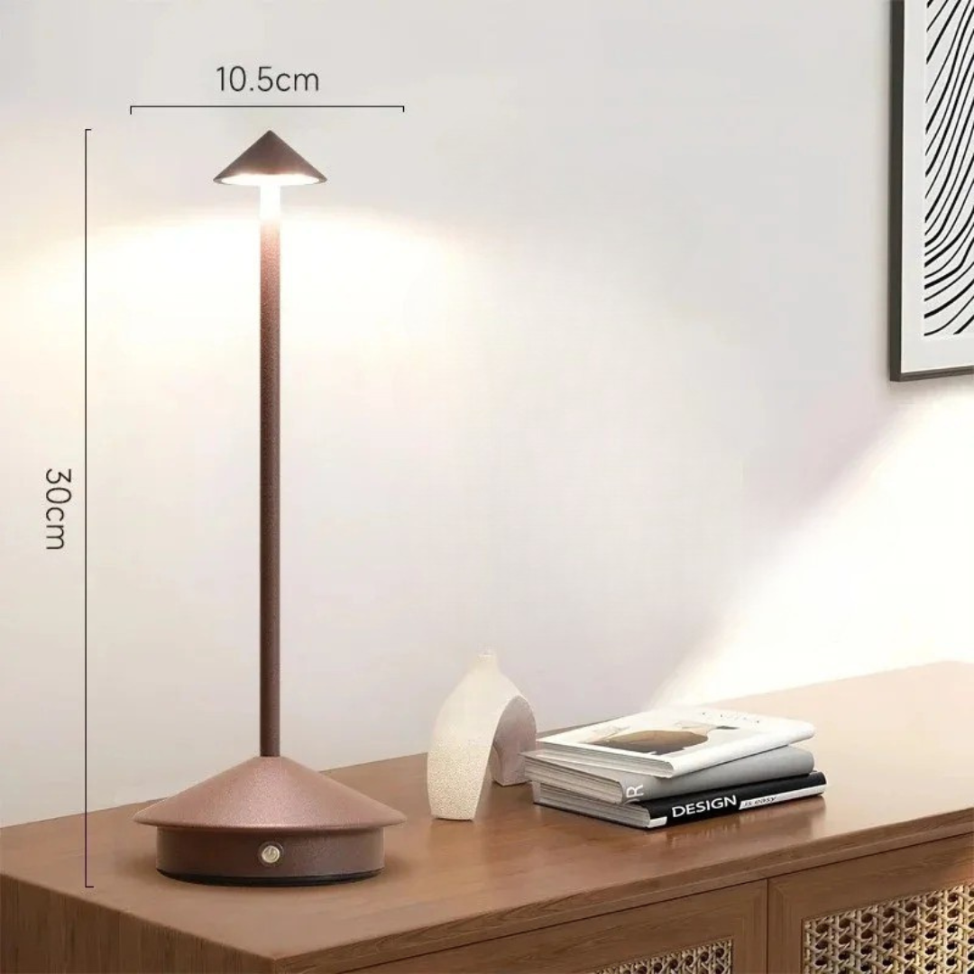 Lampada da tavolo conica Lumiana