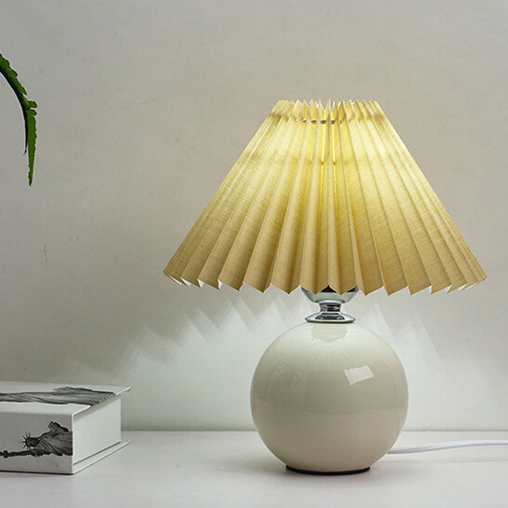 Lampada da tavolo vintage Pelenora